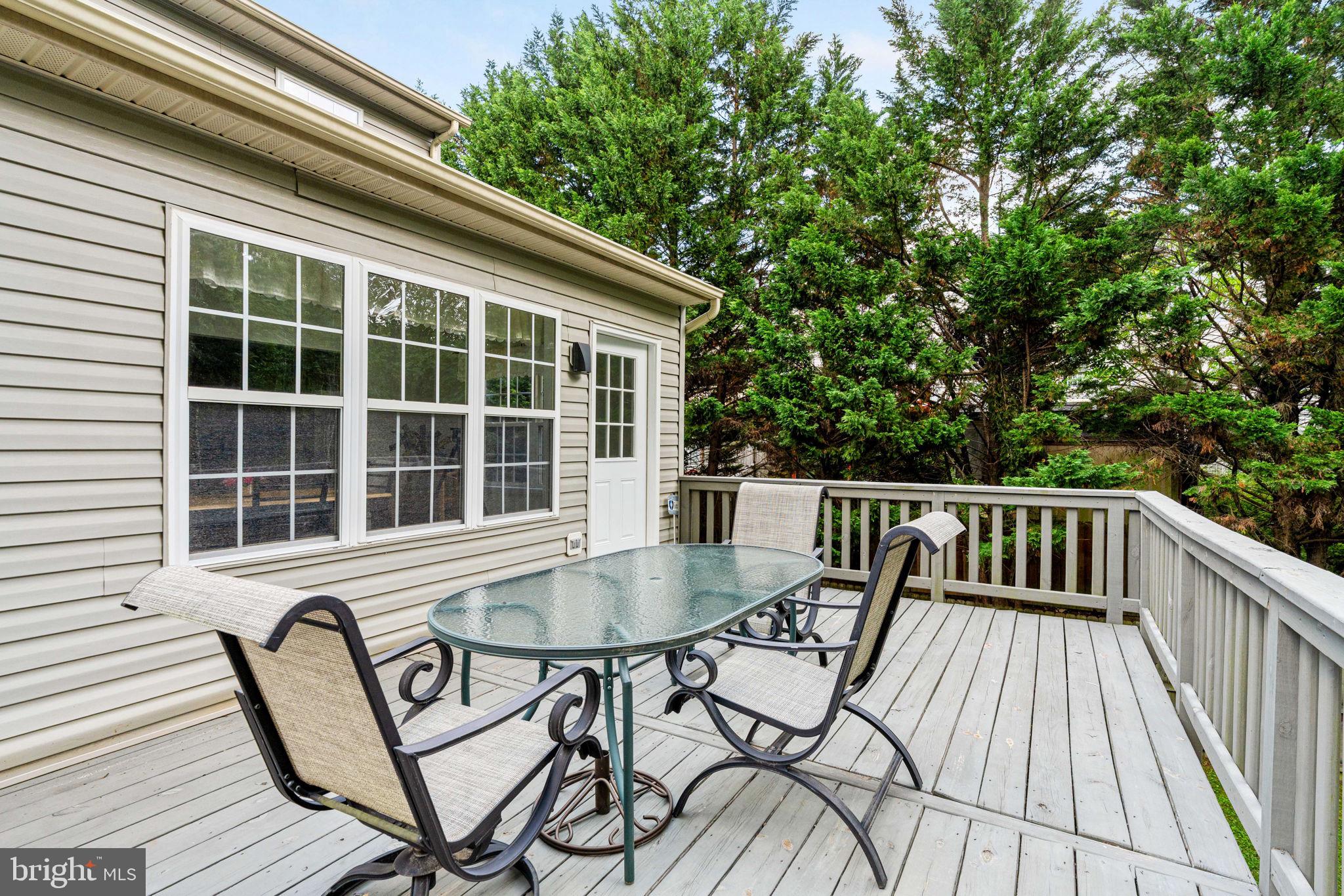 CHARLESTOWN COMMONS - Residential