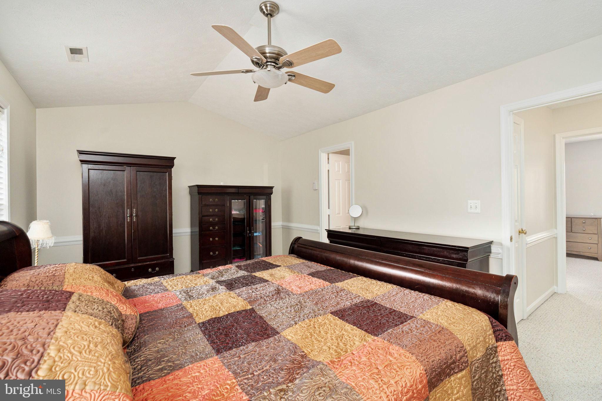 CHARLESTOWN COMMONS - Residential