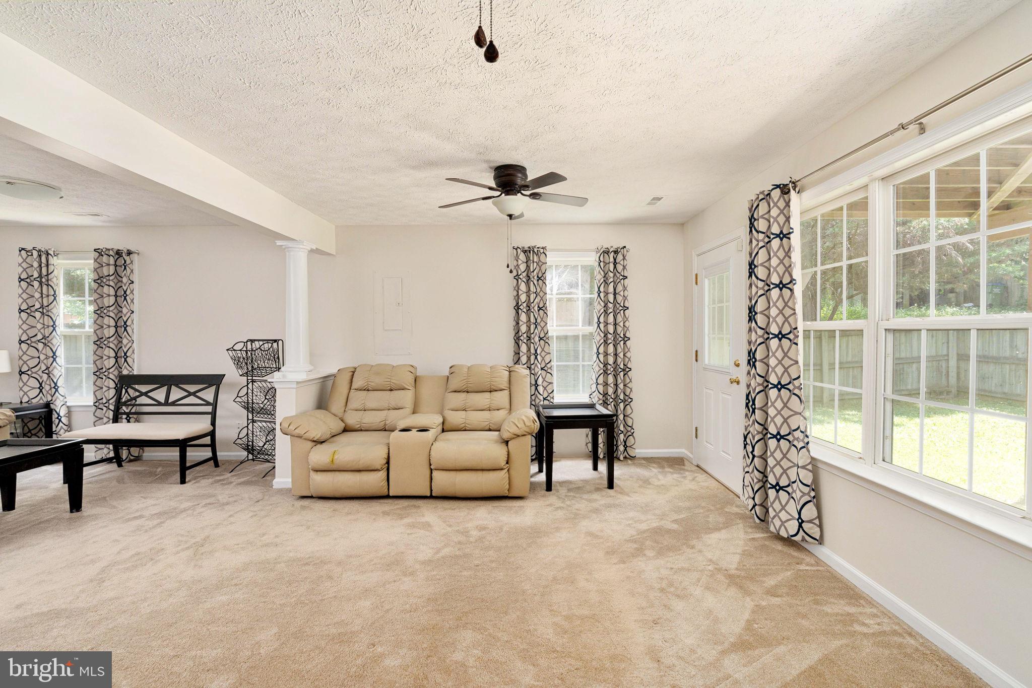 CHARLESTOWN COMMONS - Residential