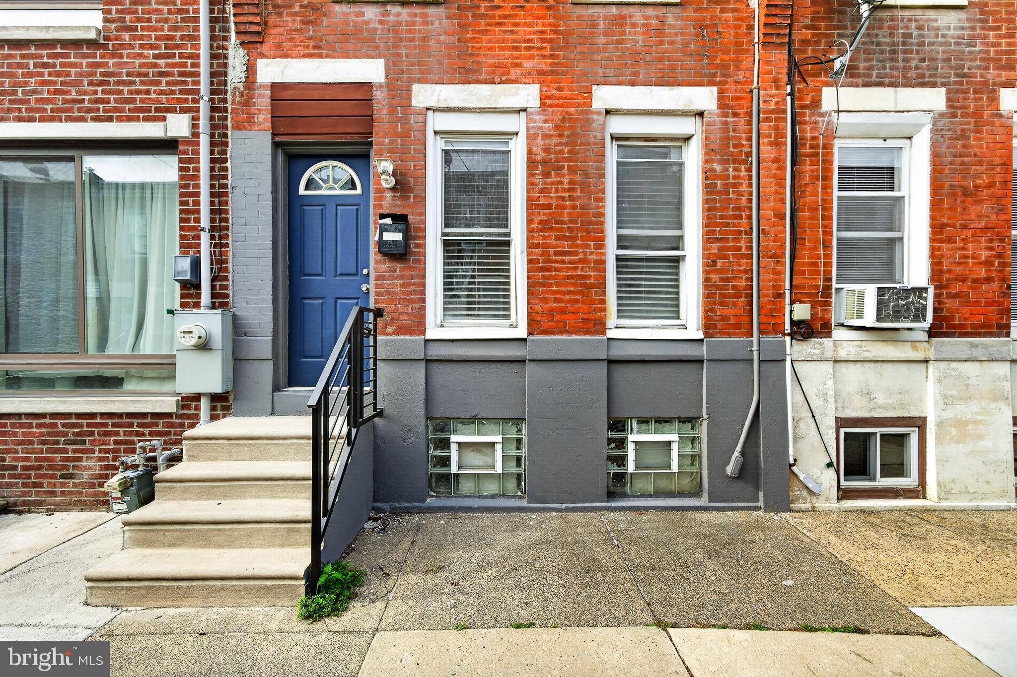 2029 SIGEL STREET