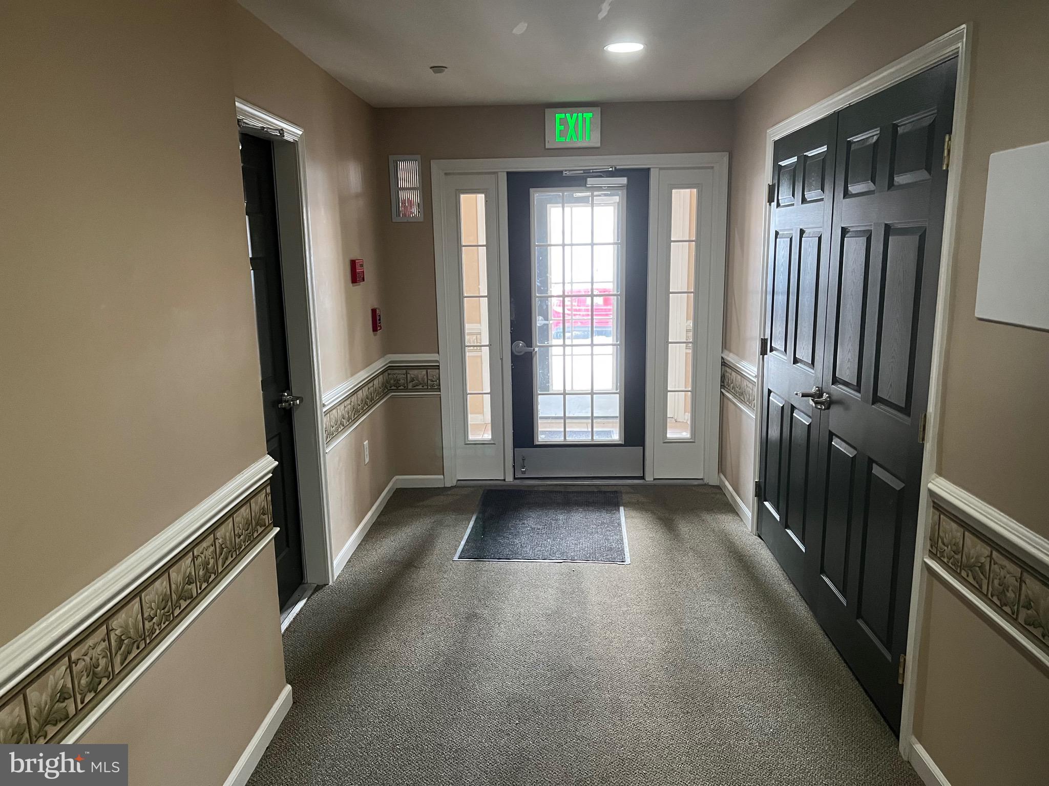 812 LONG DRIVE 812-F