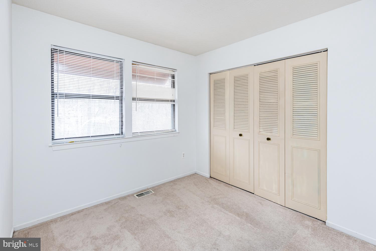 THE PINES - Residential