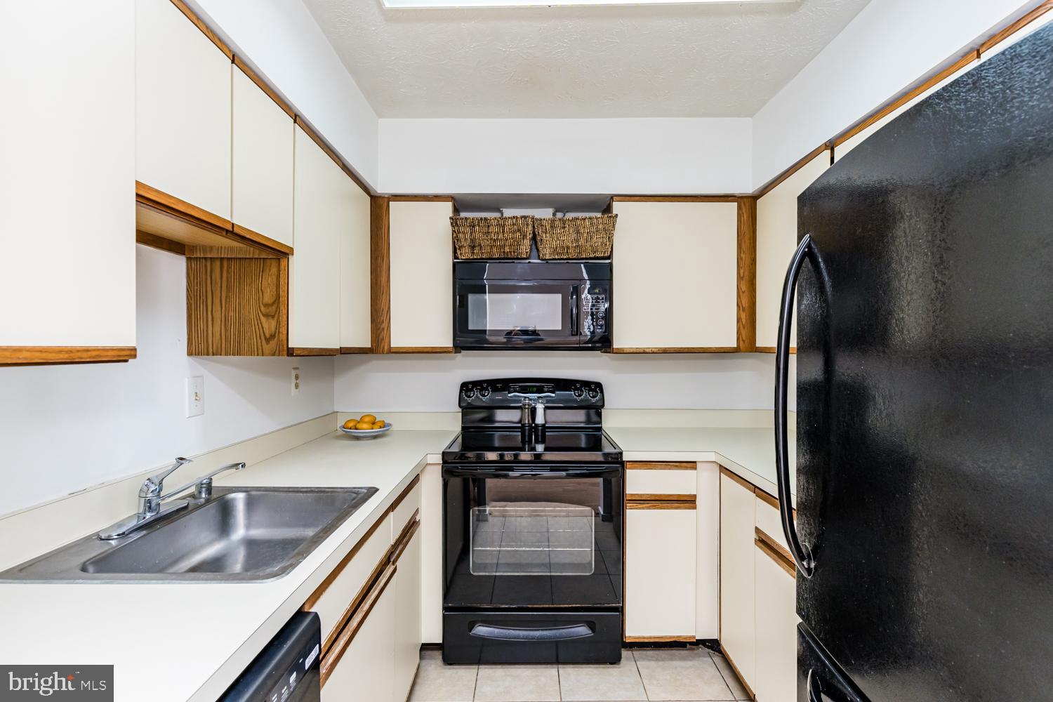 THE PINES - Residential