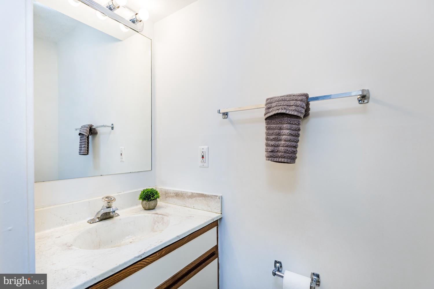 THE PINES - Residential