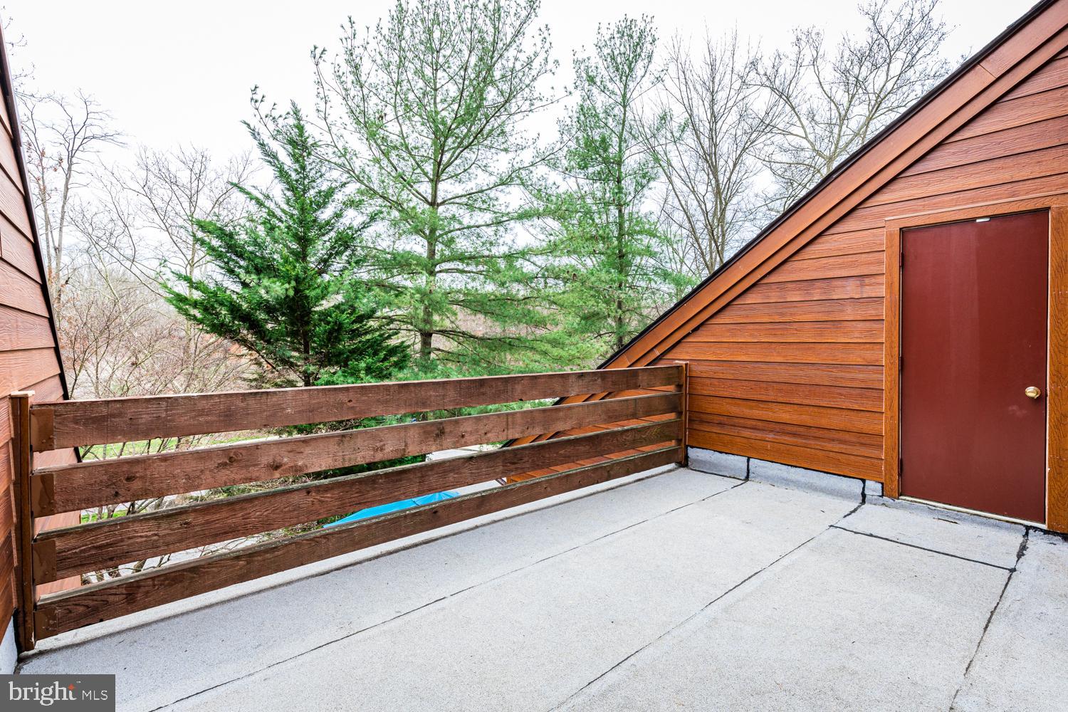 THE PINES - Residential