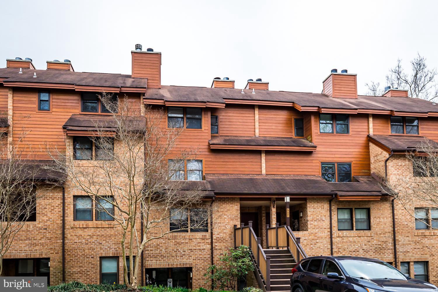 THE PINES - Residential