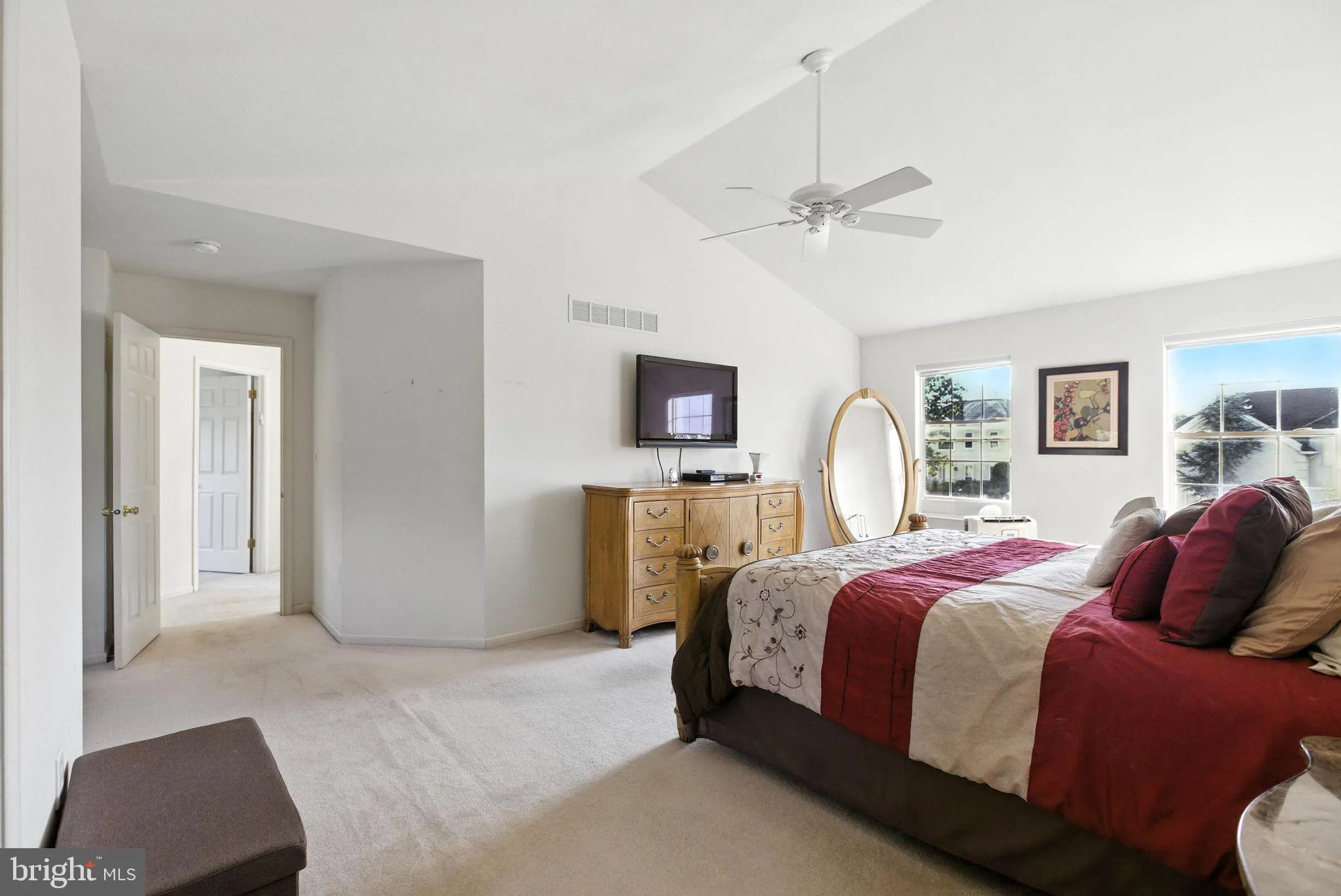 Voorhees, New Jersey 08043, United States, 4 Bedrooms Bedrooms, ,4 BathroomsBathrooms,Residential,Pending,191128