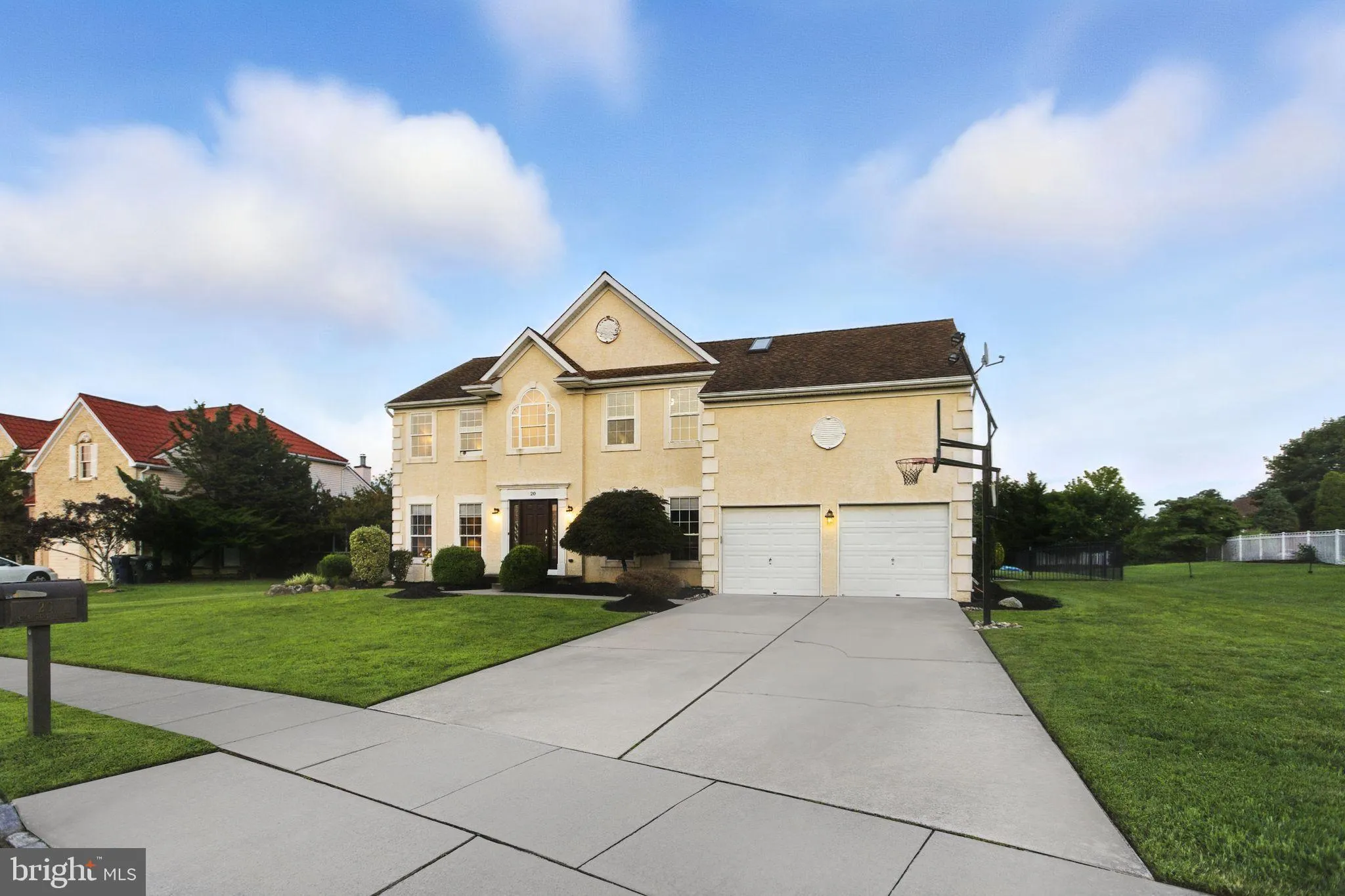 Voorhees, New Jersey 08043, United States, 4 Bedrooms Bedrooms, ,4 BathroomsBathrooms,Residential,Pending,191128