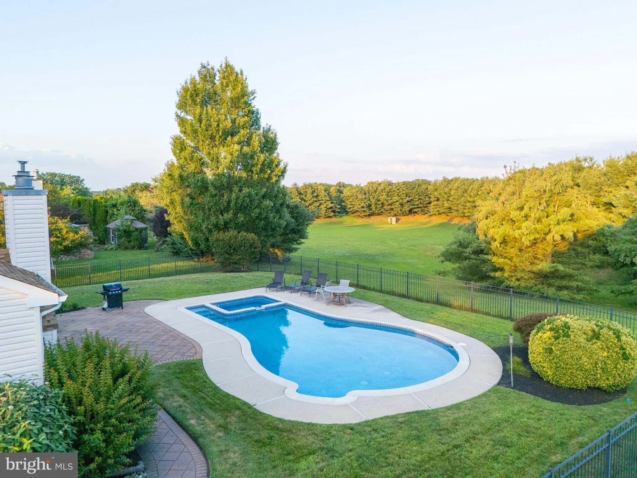 Voorhees, New Jersey 08043, United States, 4 Bedrooms Bedrooms, ,4 BathroomsBathrooms,Residential,Pending,191128