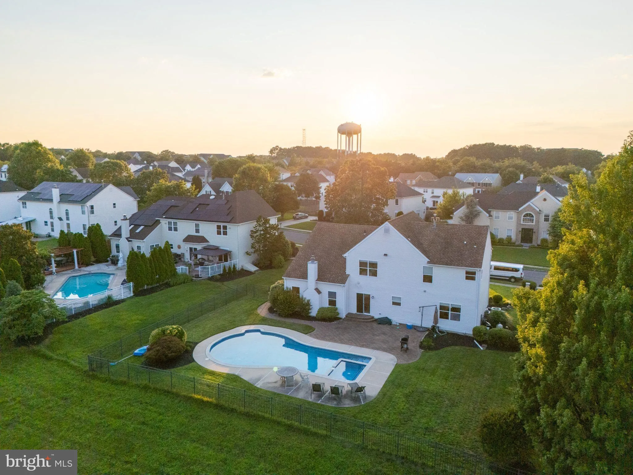 Voorhees, New Jersey 08043, United States, 4 Bedrooms Bedrooms, ,4 BathroomsBathrooms,Residential,Pending,191128