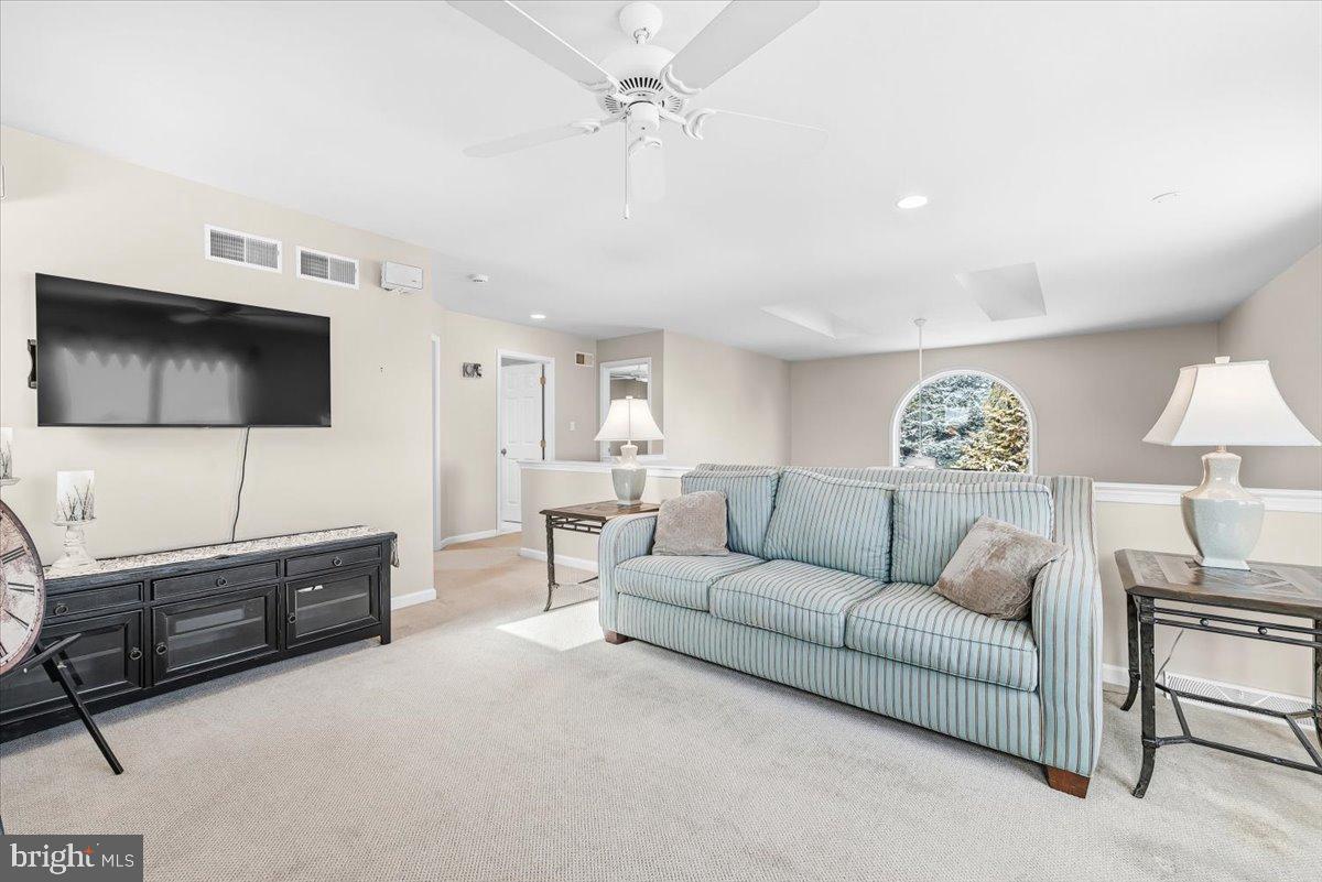 FOUNTAINS AT HERITAGE - Residential