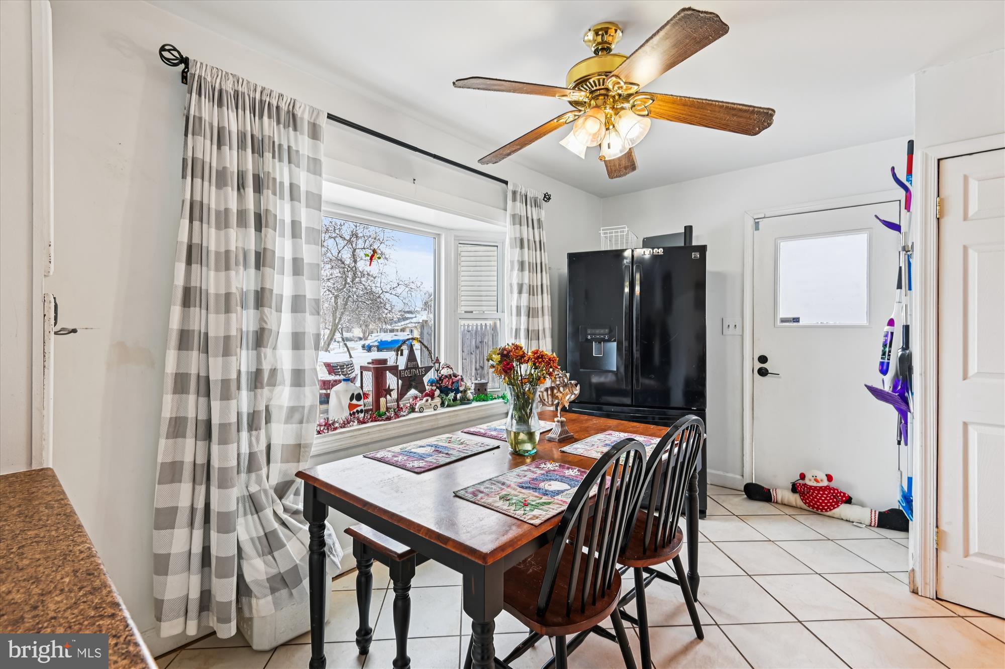 QUEENS PARK - Residential