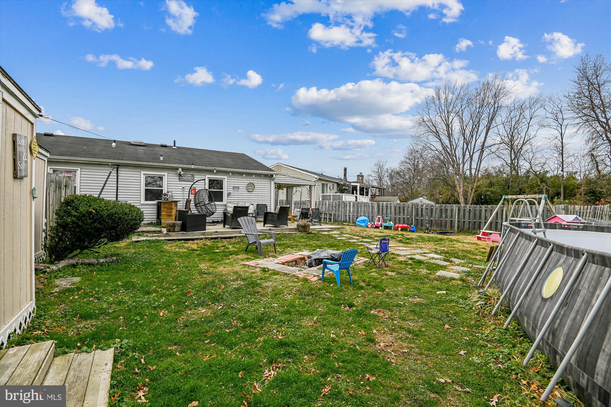 QUEENS PARK - Residential