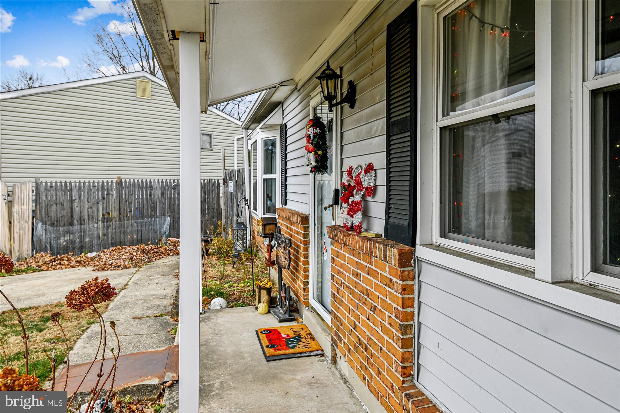 QUEENS PARK - Residential