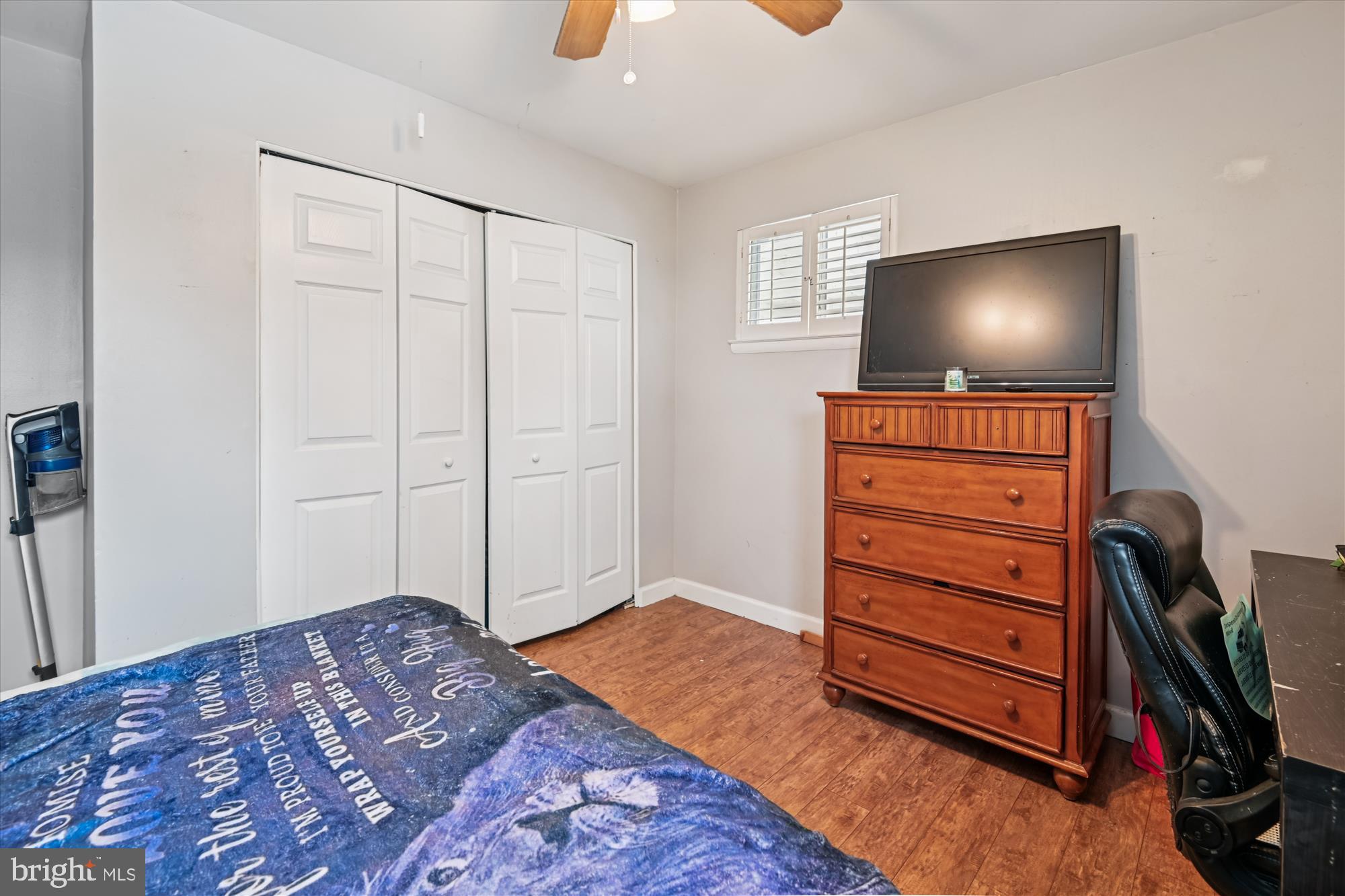 QUEENS PARK - Residential