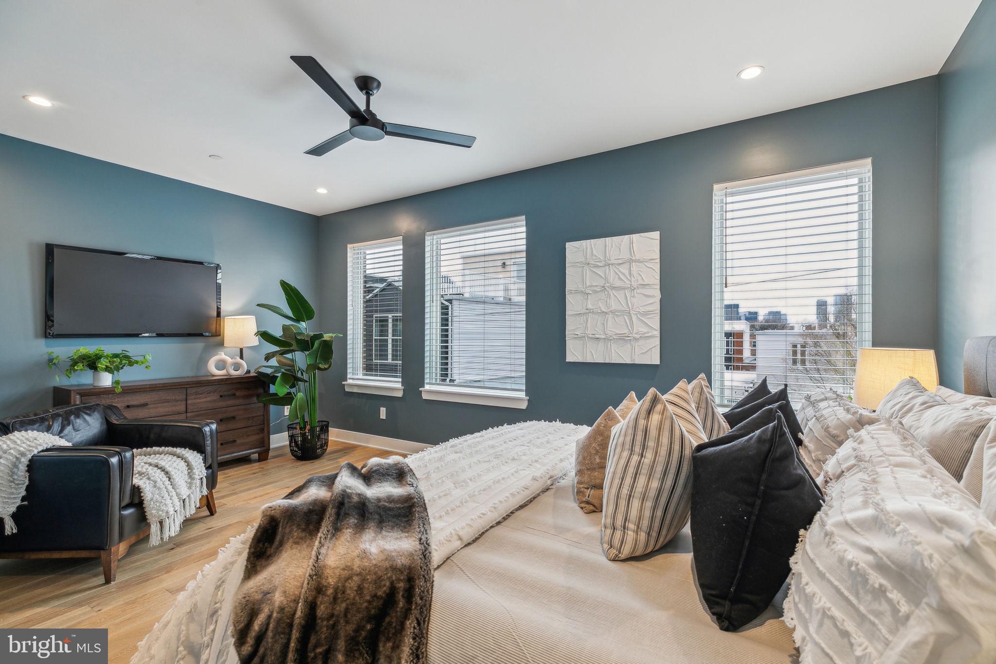 GRADUATE HOSPITAL - Residential