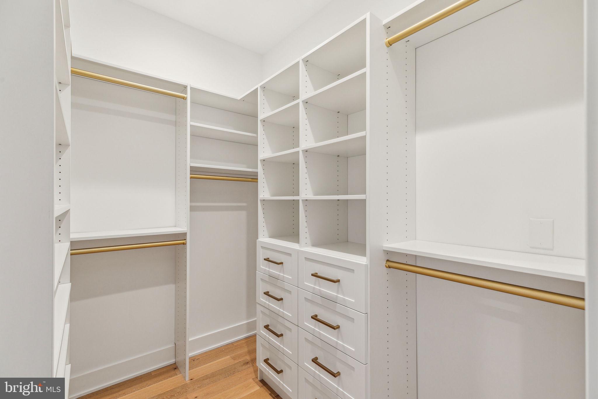 GRADUATE HOSPITAL - Residential