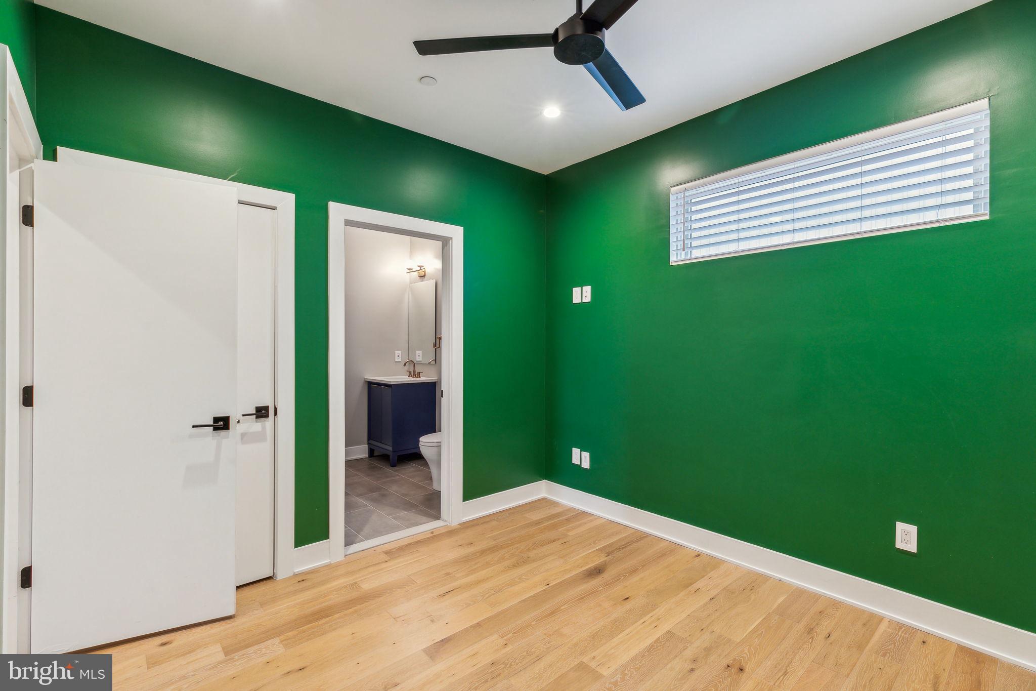 GRADUATE HOSPITAL - Residential