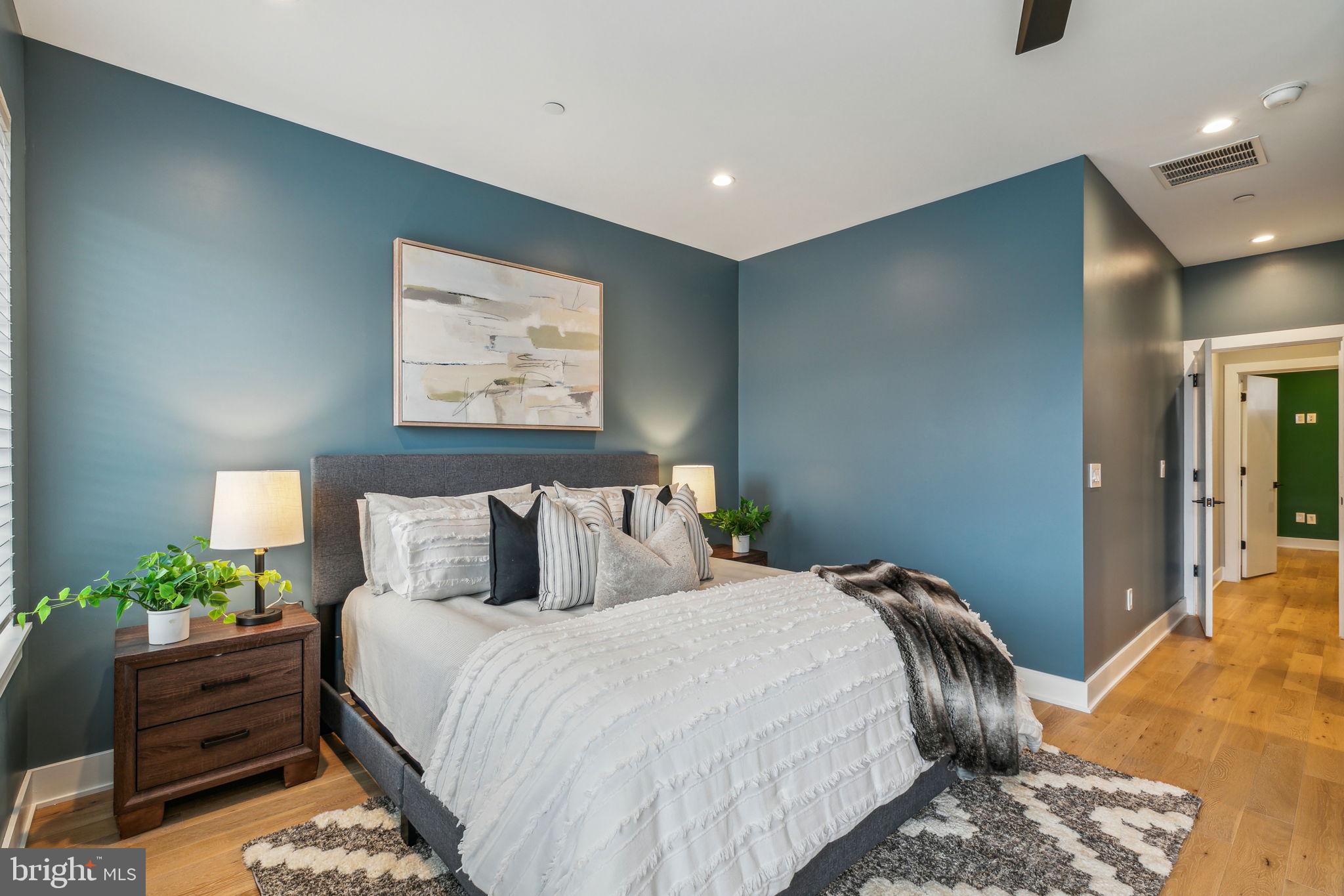 GRADUATE HOSPITAL - Residential