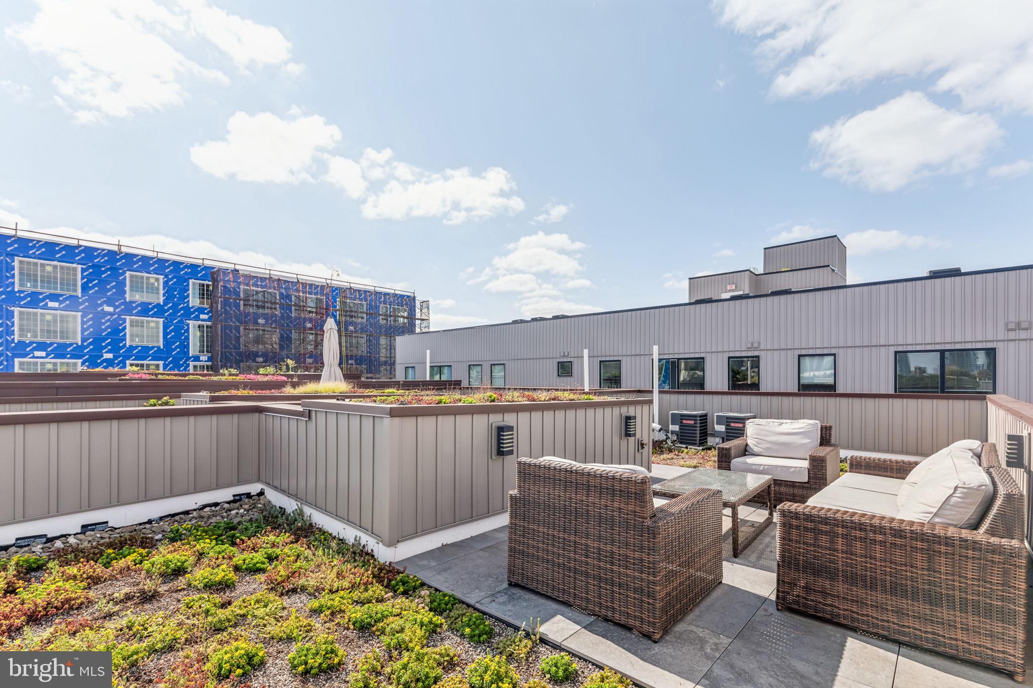 GRADUATE HOSPITAL - Residential