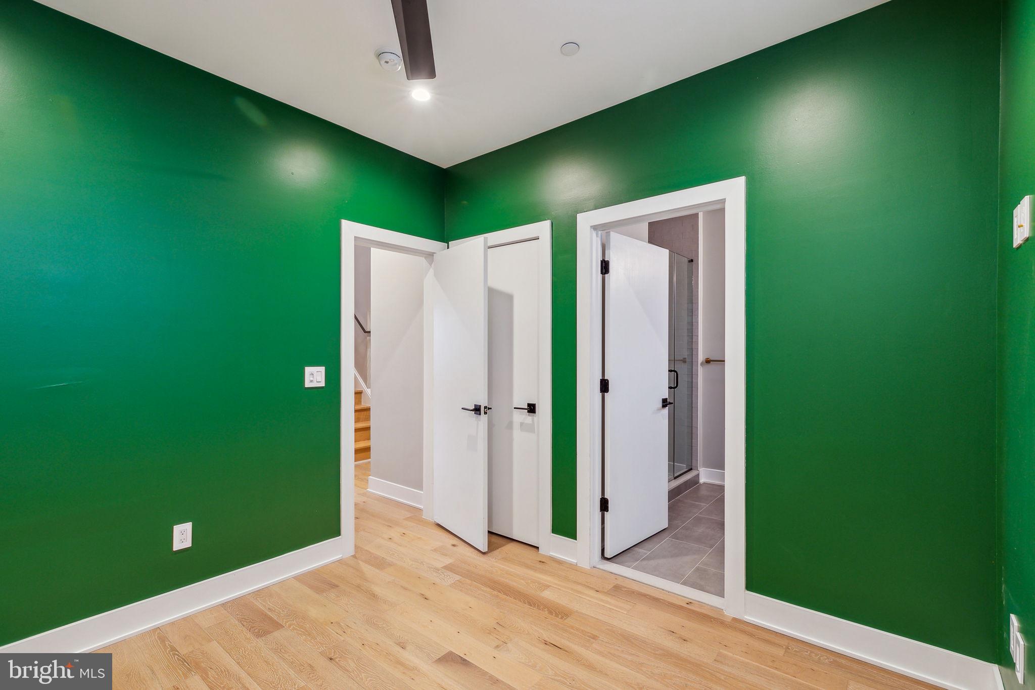 GRADUATE HOSPITAL - Residential