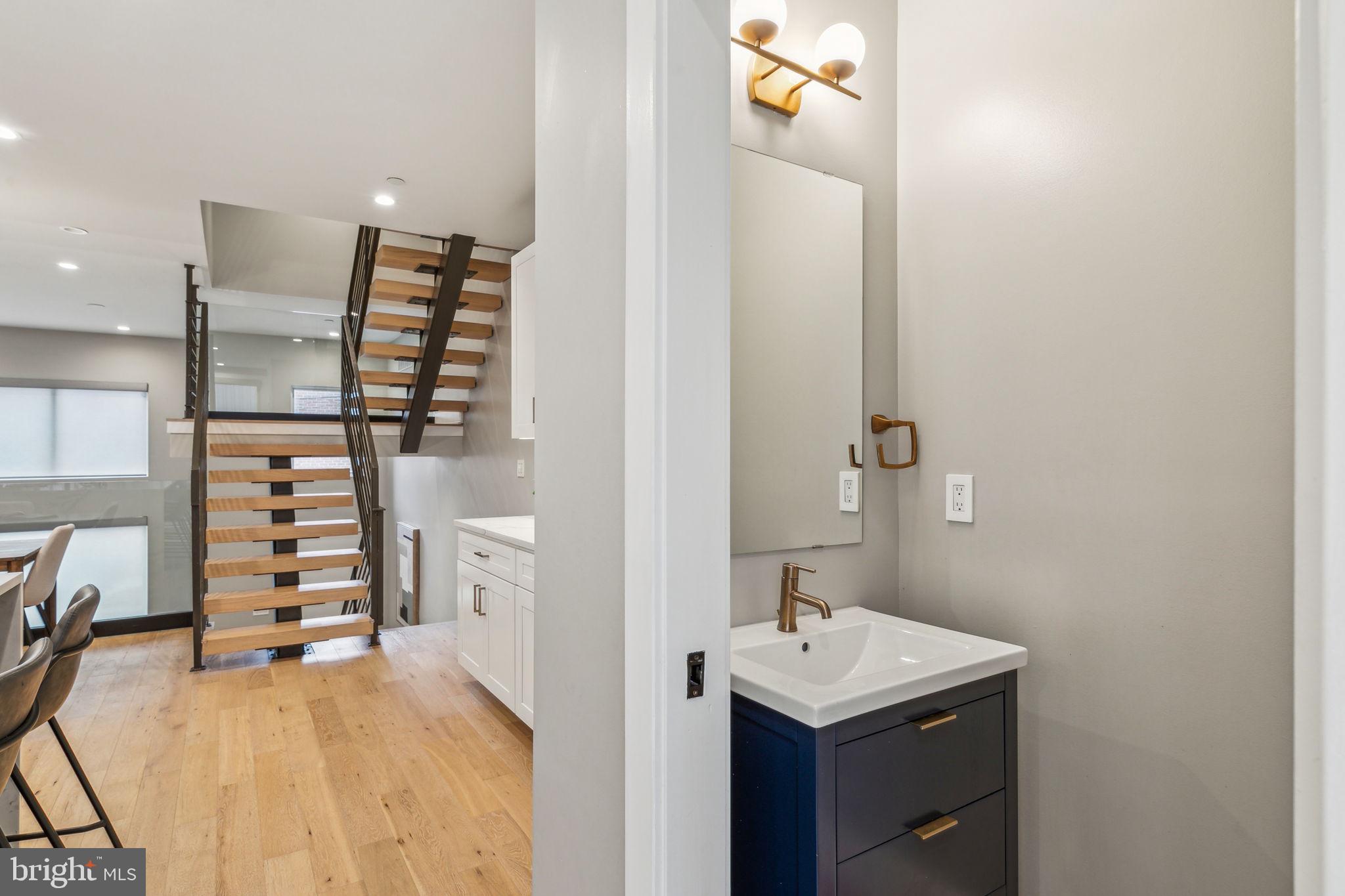 GRADUATE HOSPITAL - Residential