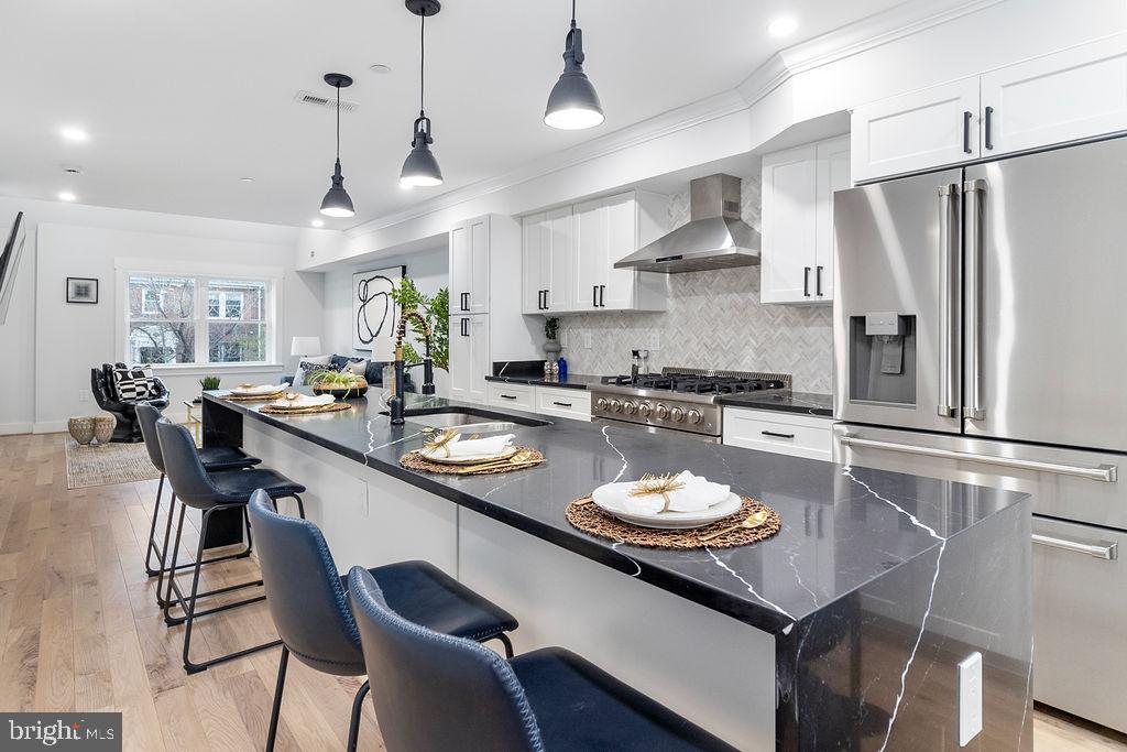 1242 MEIGS PLACE NE 3