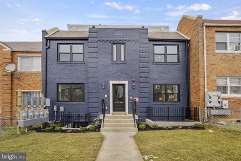 1242 MEIGS PLACE NE 3 WASHINGTON DC 20002