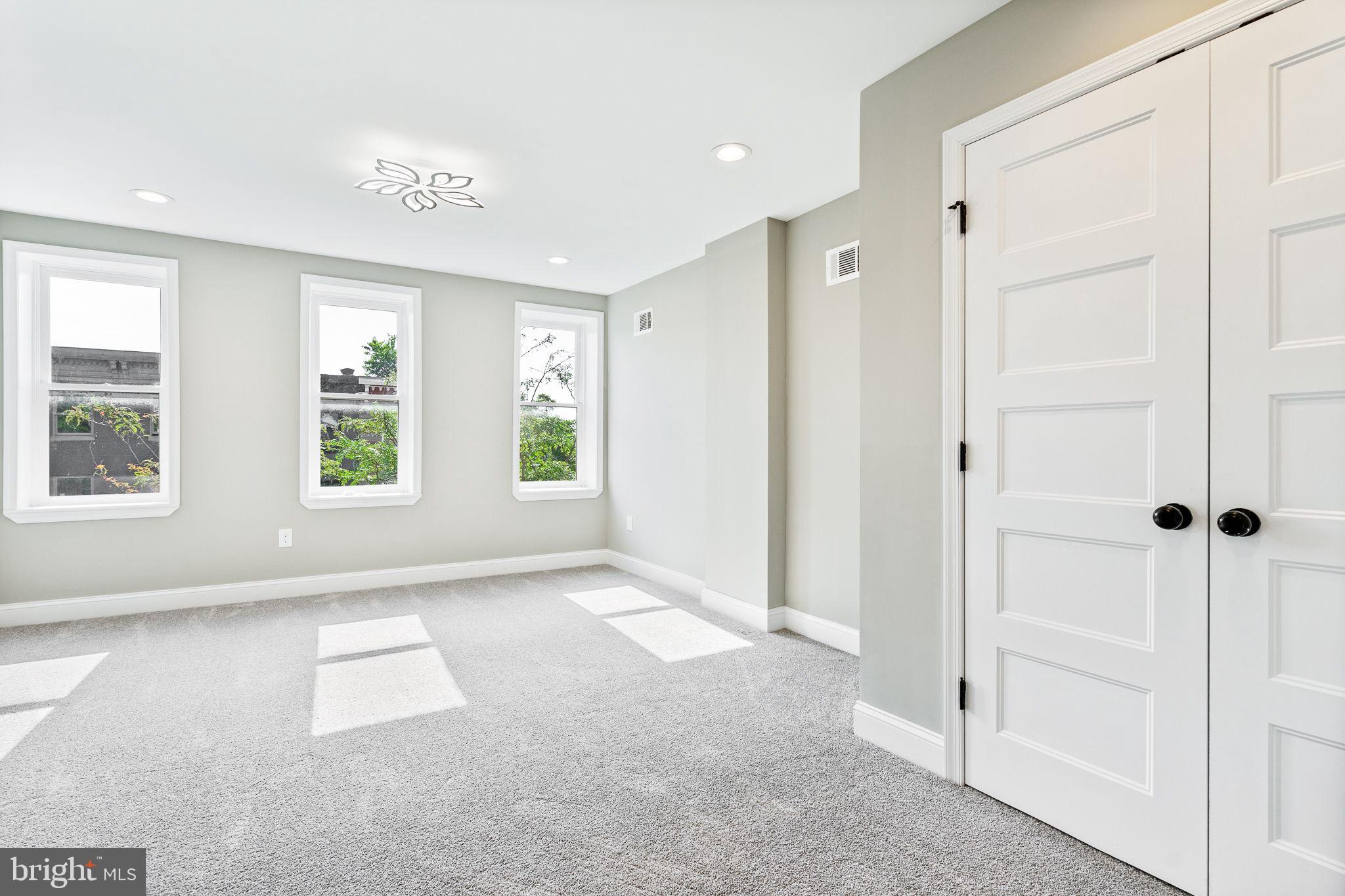 UNION SQUARE - Residential