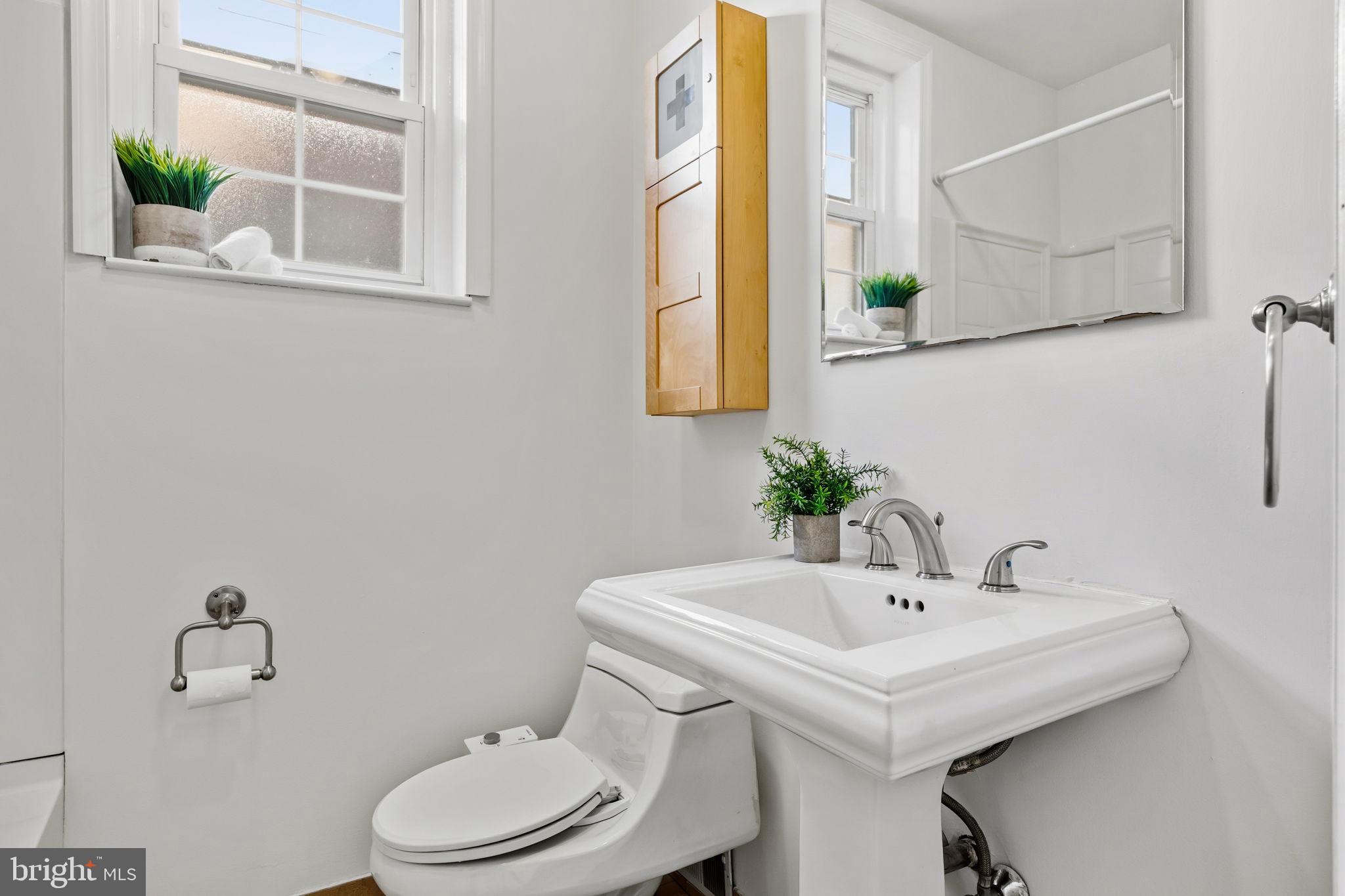 GIRARD ESTATES - Residential