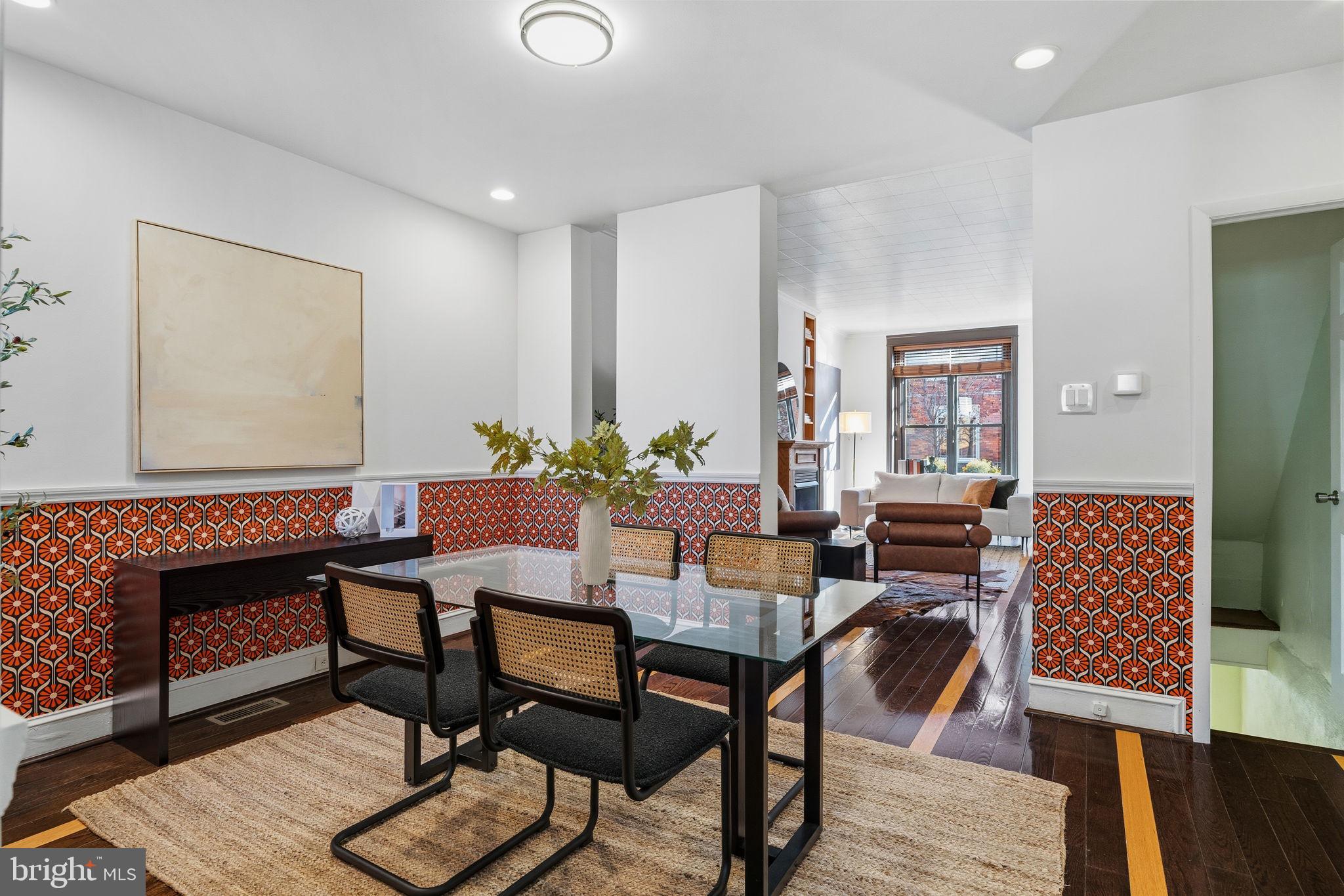 GIRARD ESTATES - Residential