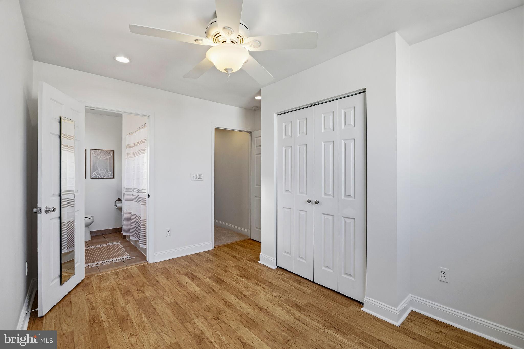 GIRARD ESTATES - Residential