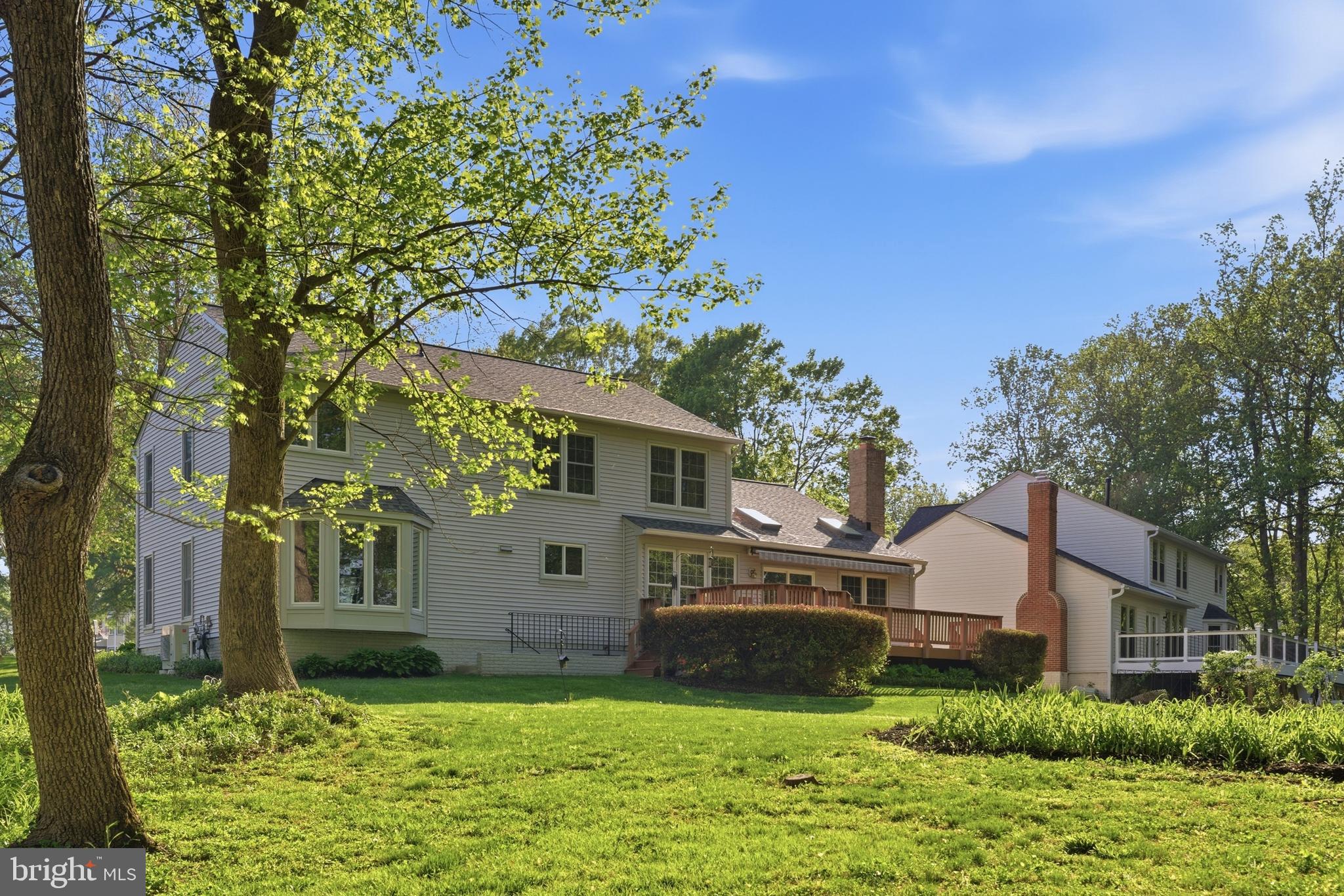 TRIPLE RIDGE - Residential