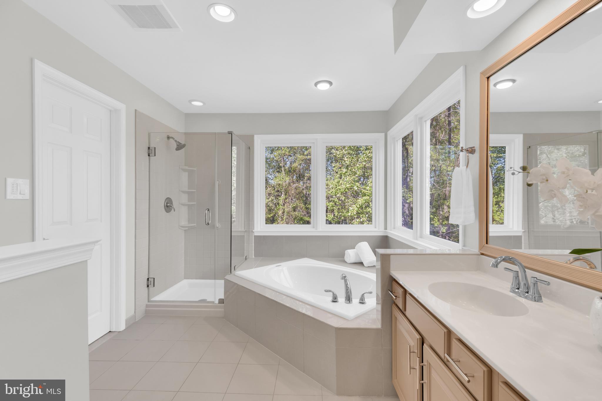 TRIPLE RIDGE - Residential