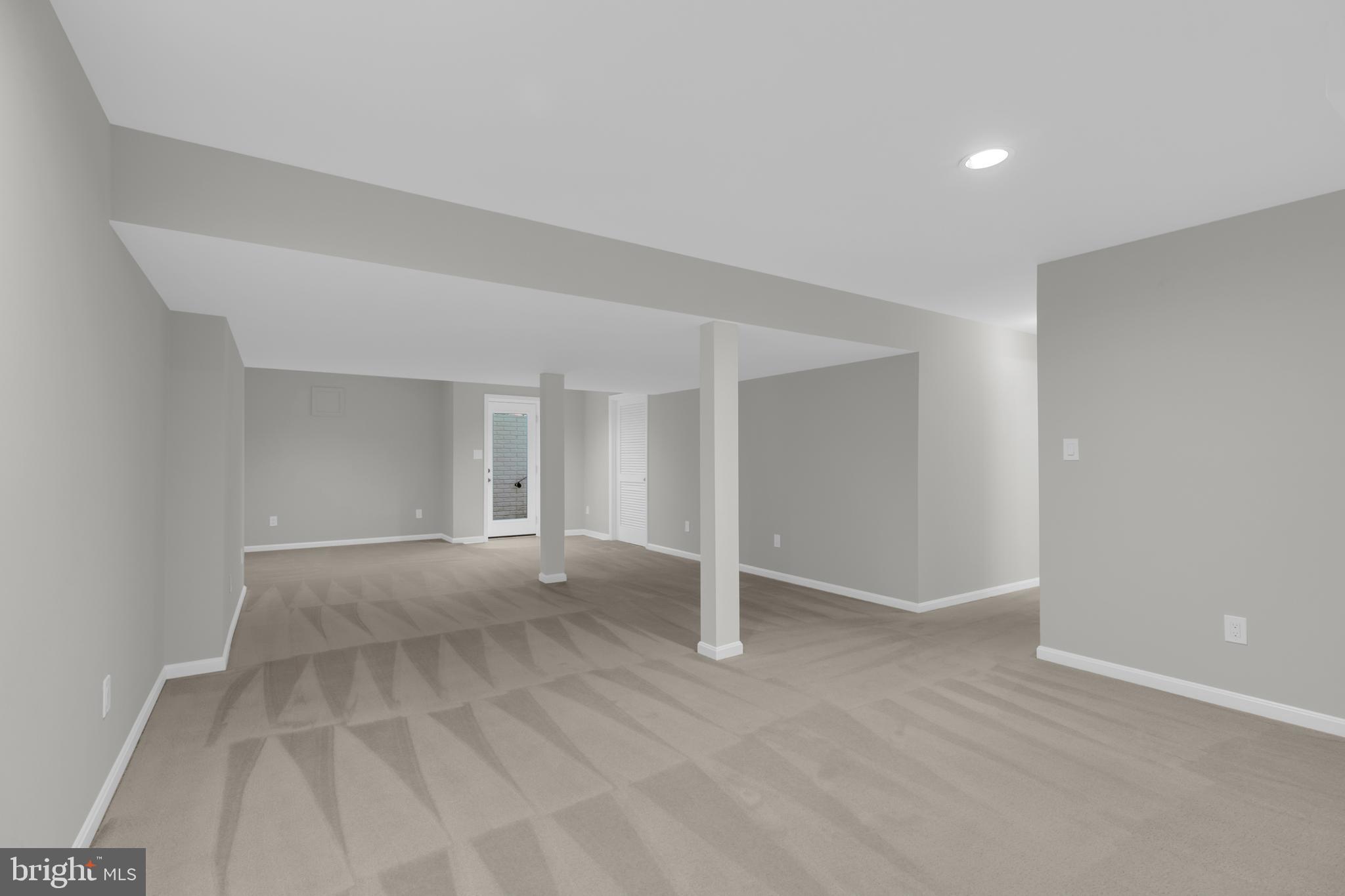 TRIPLE RIDGE - Residential