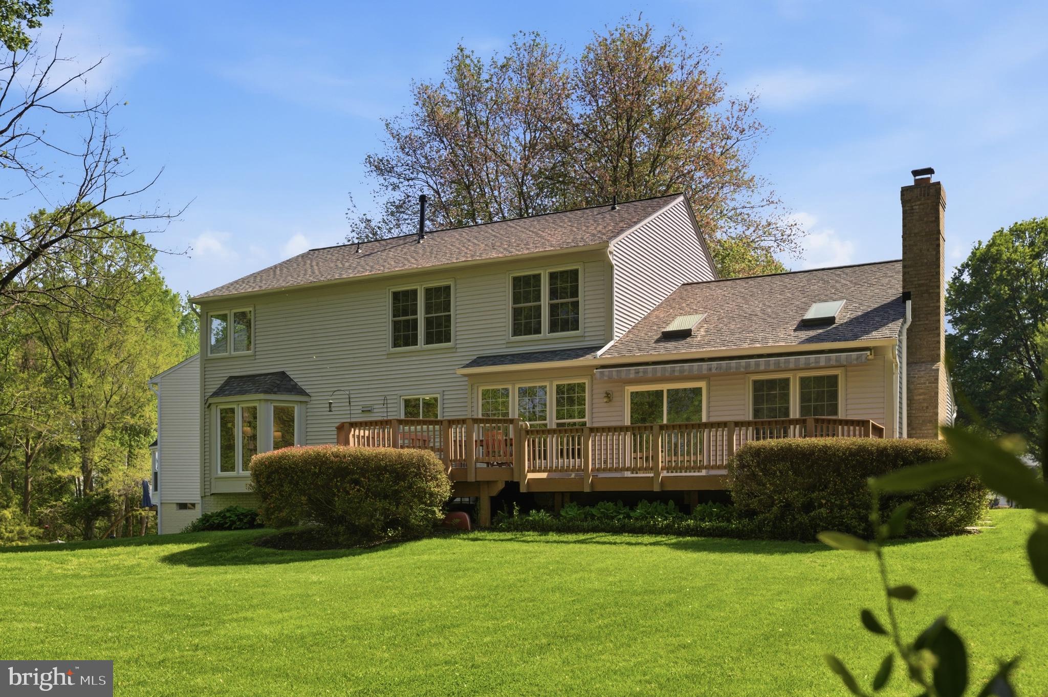 TRIPLE RIDGE - Residential