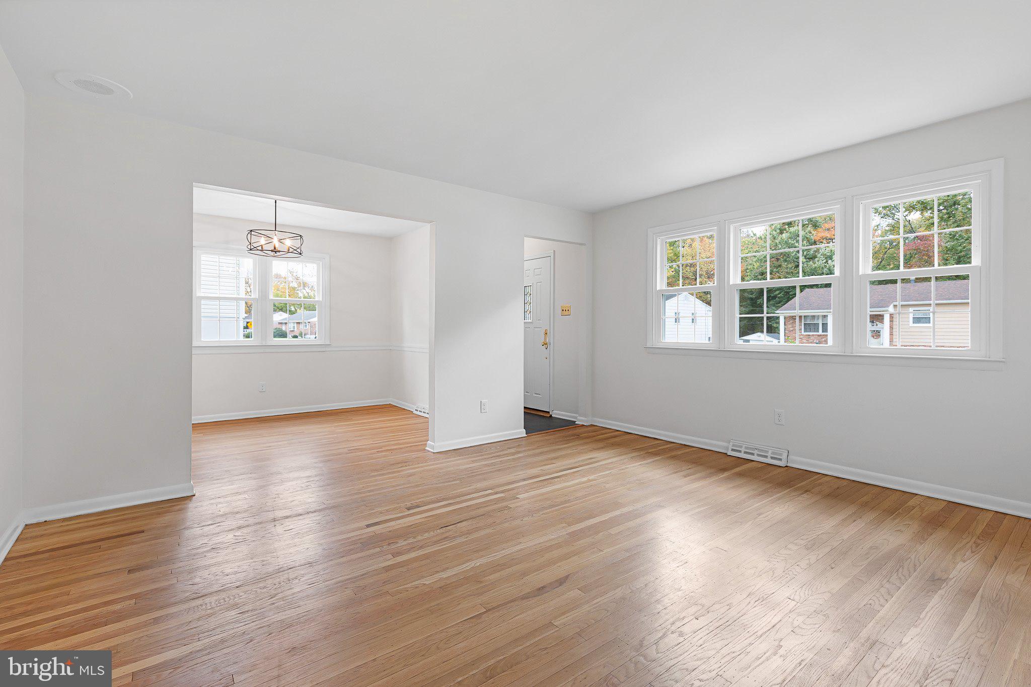 378 HOBART DRIVE
