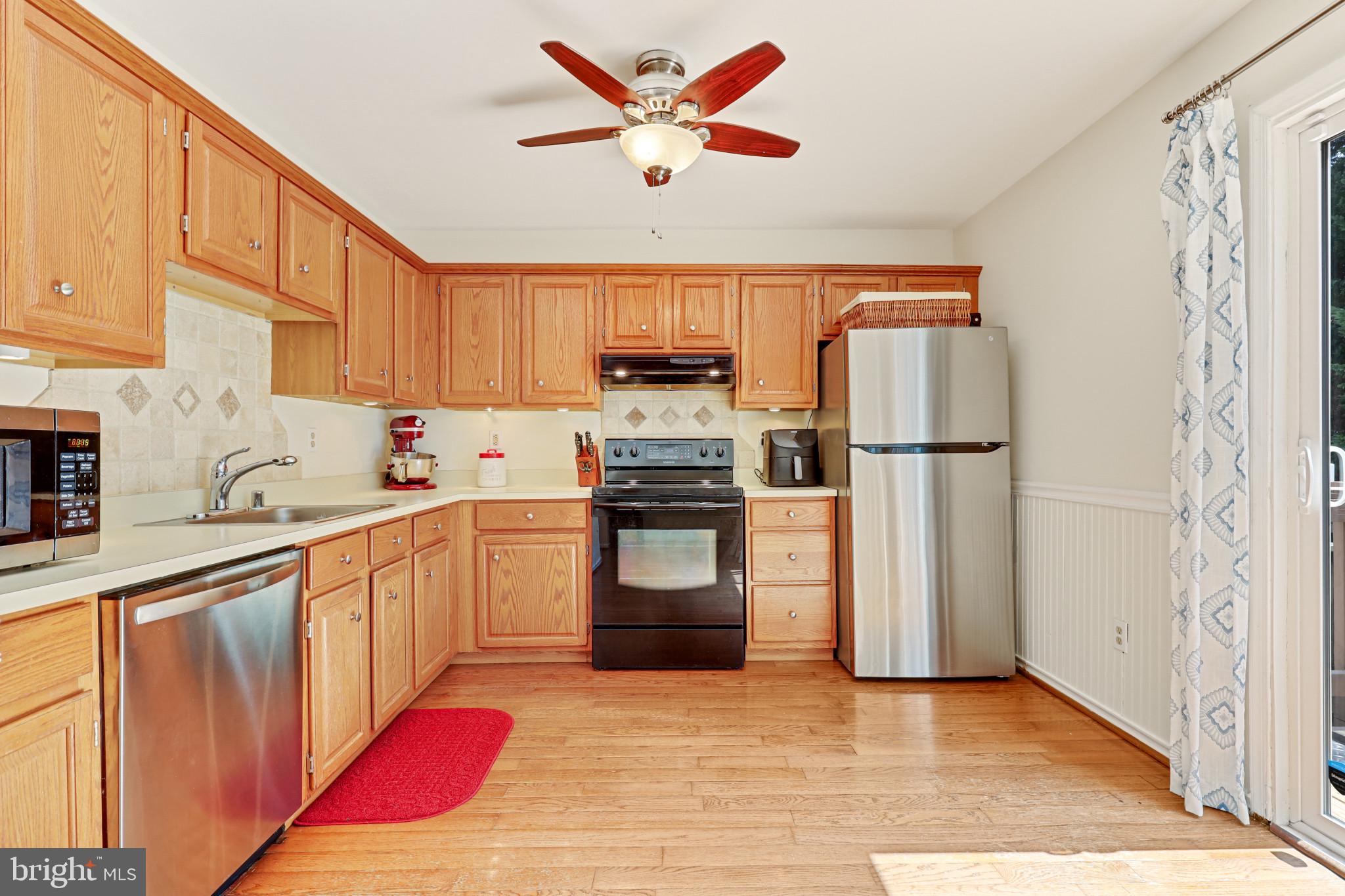 HUNTERS RUN - Residential