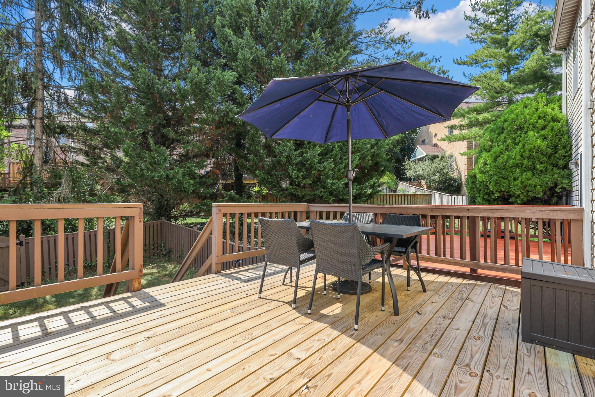 HUNTERS RUN - Residential