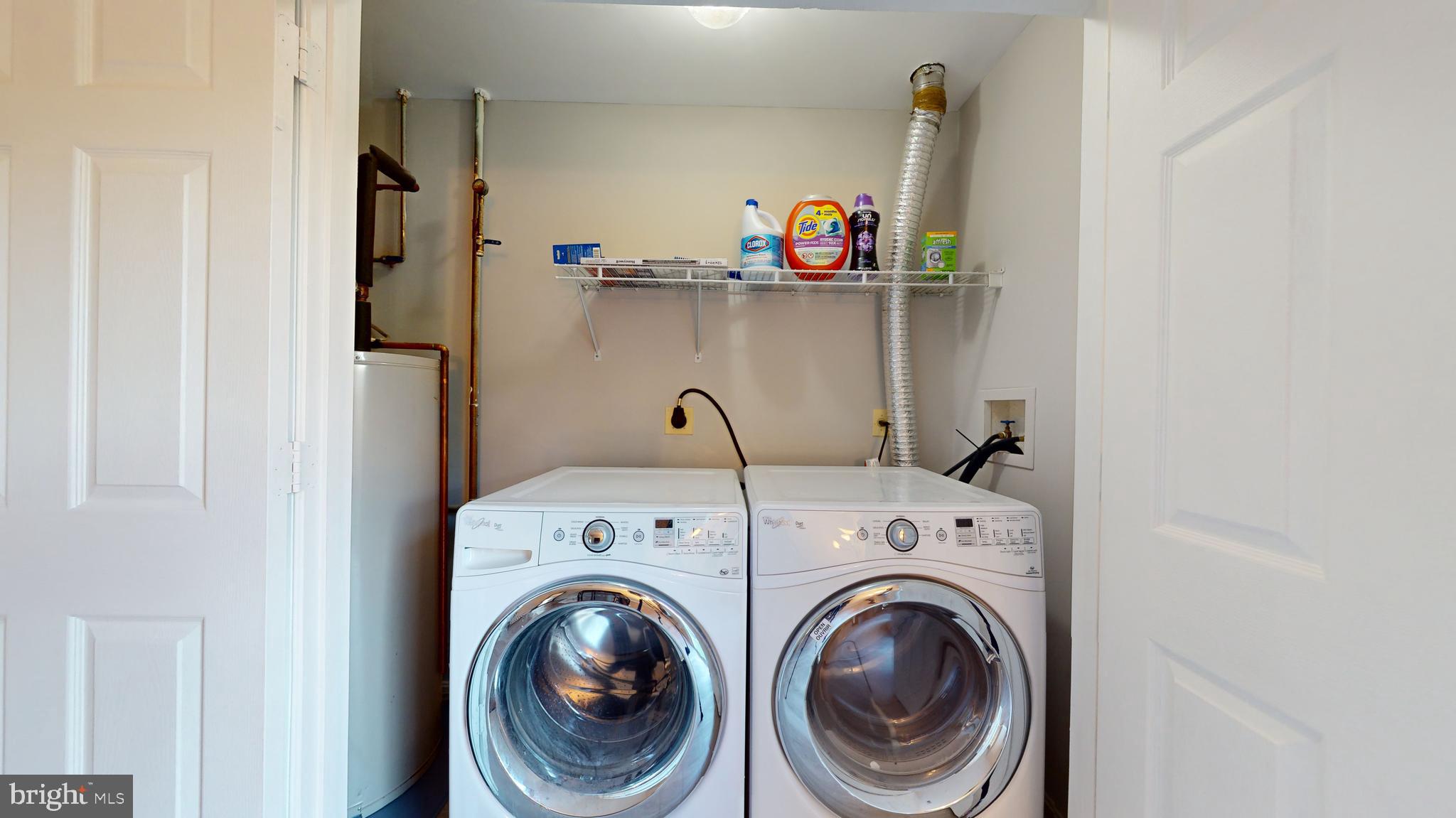 ACTON LANE - Residential