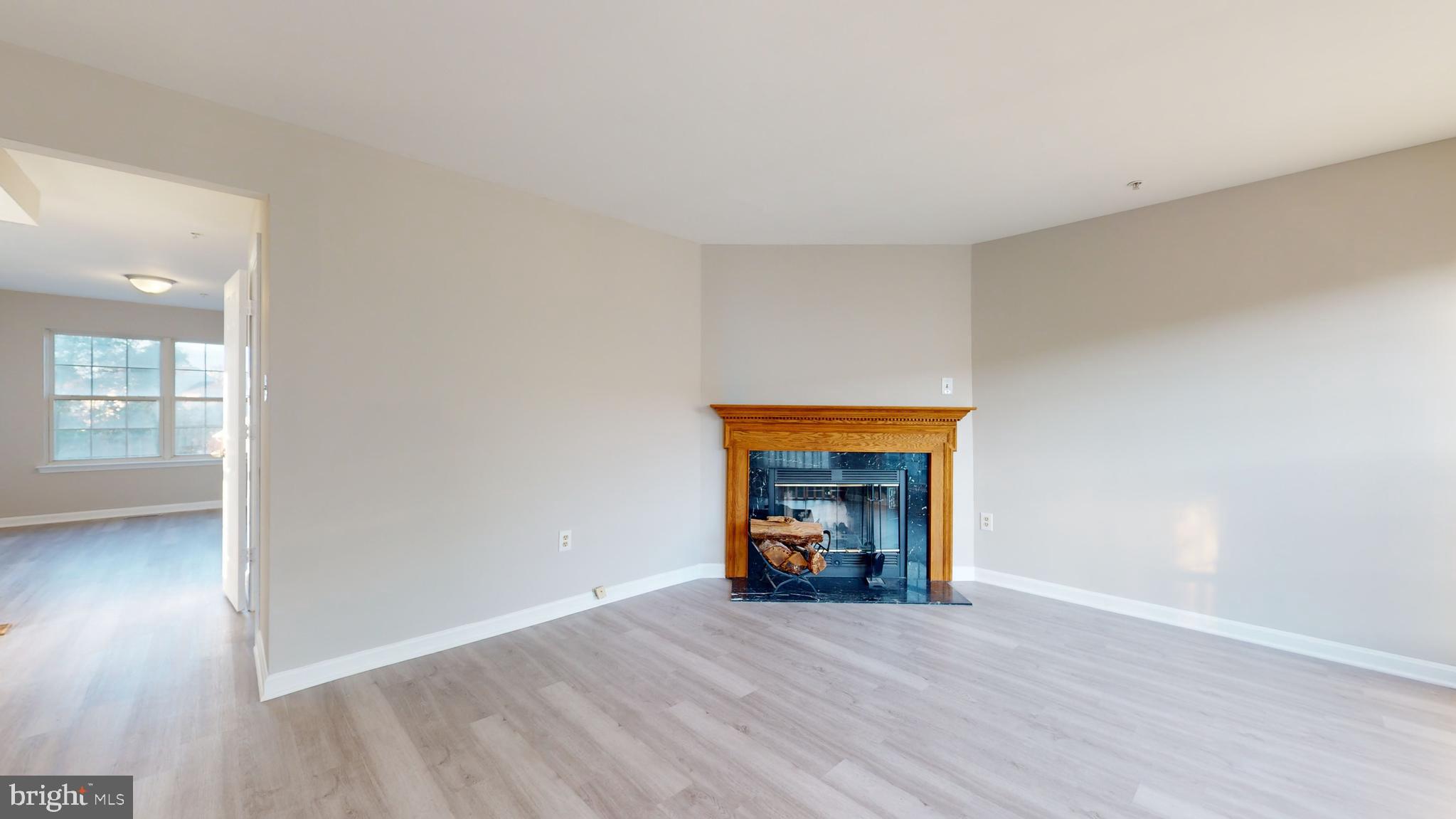 ACTON LANE - Residential