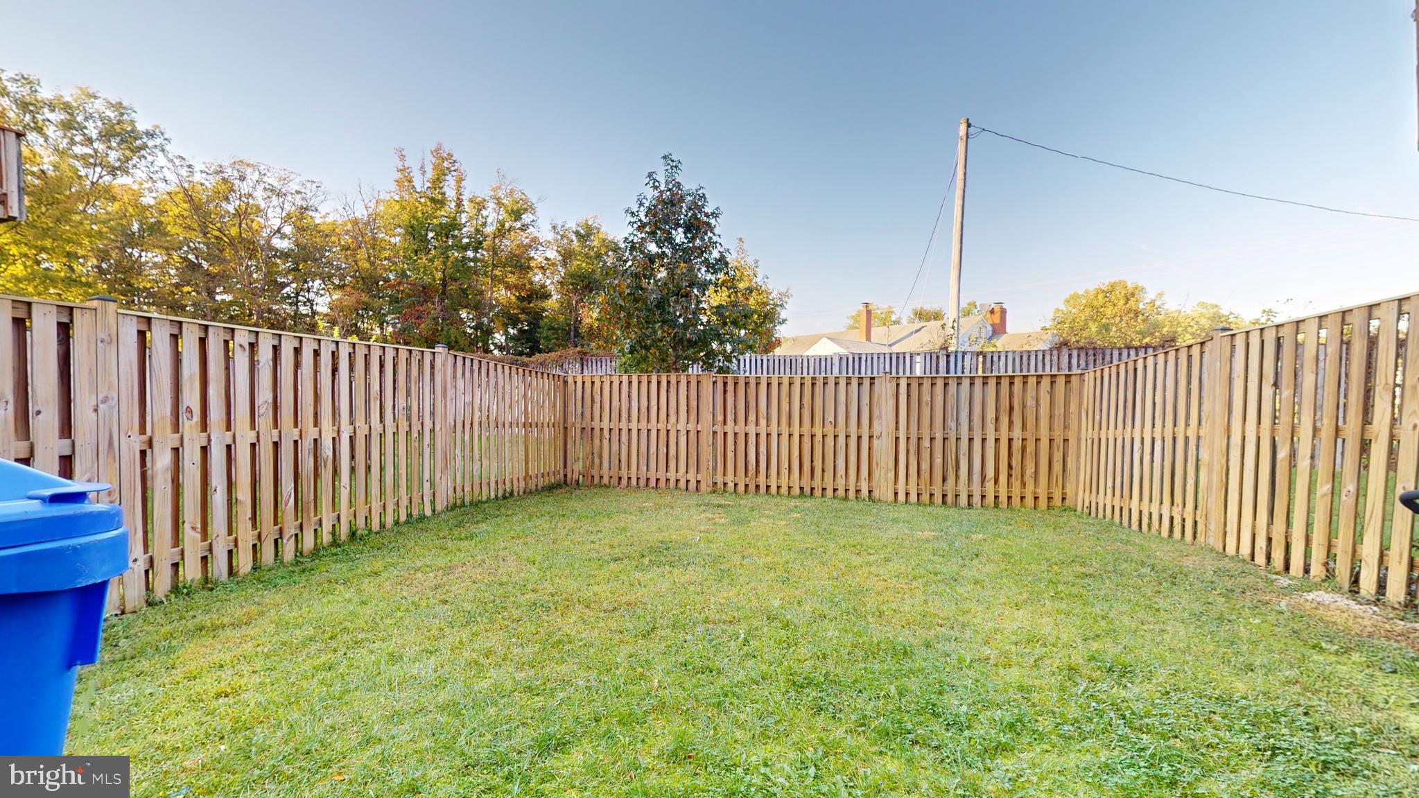 ACTON LANE - Residential