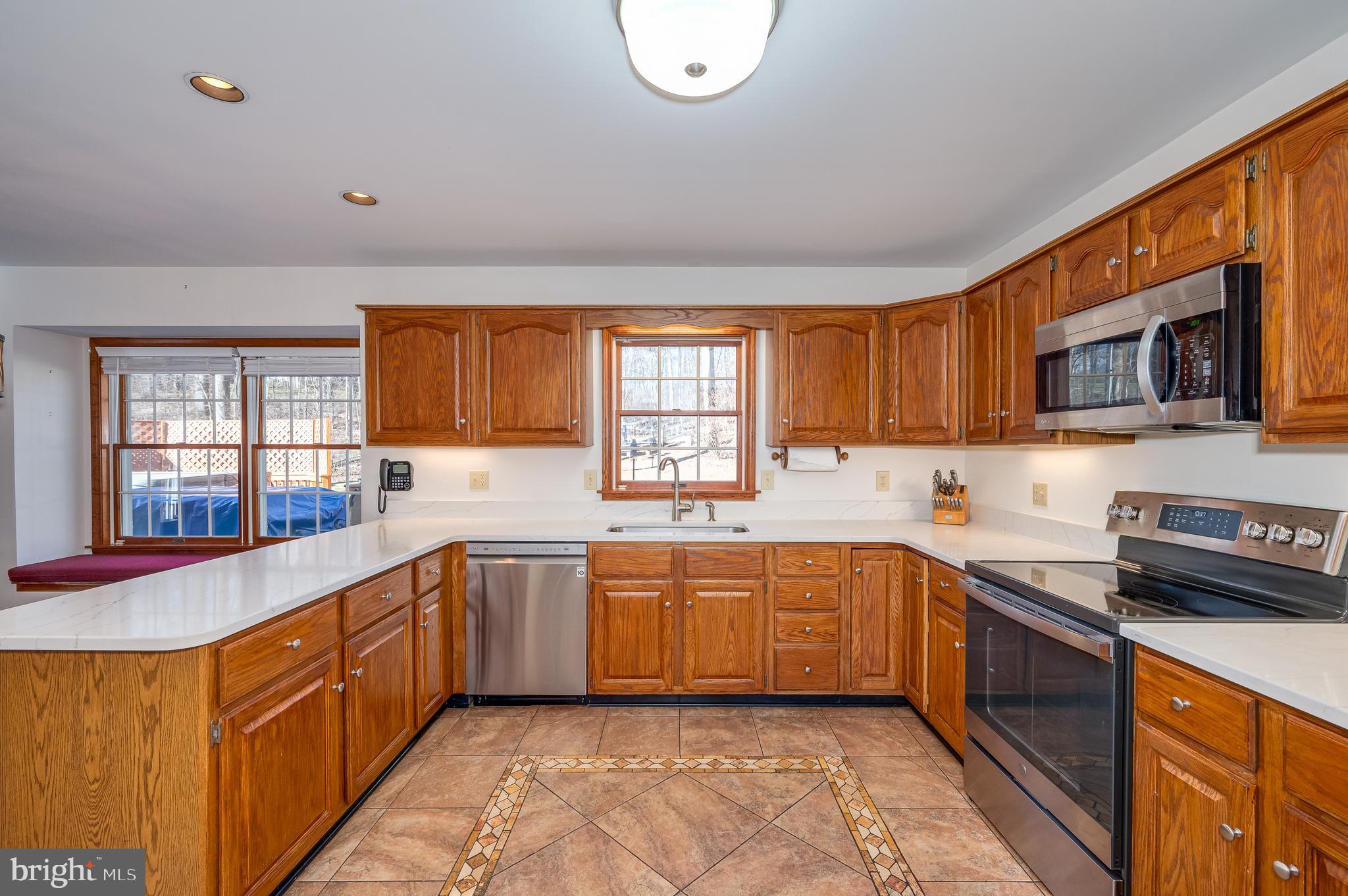 CHESTNUT RIDGE - Residential