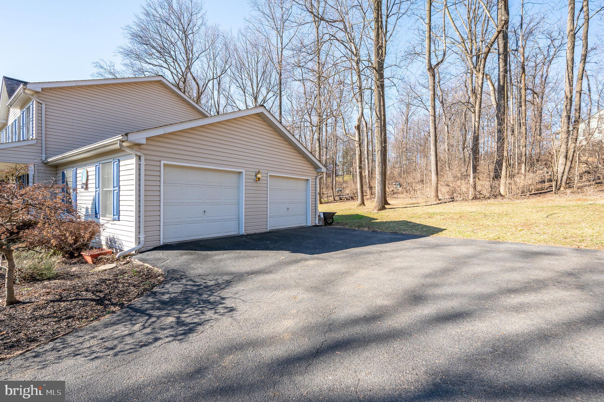 CHESTNUT RIDGE - Residential