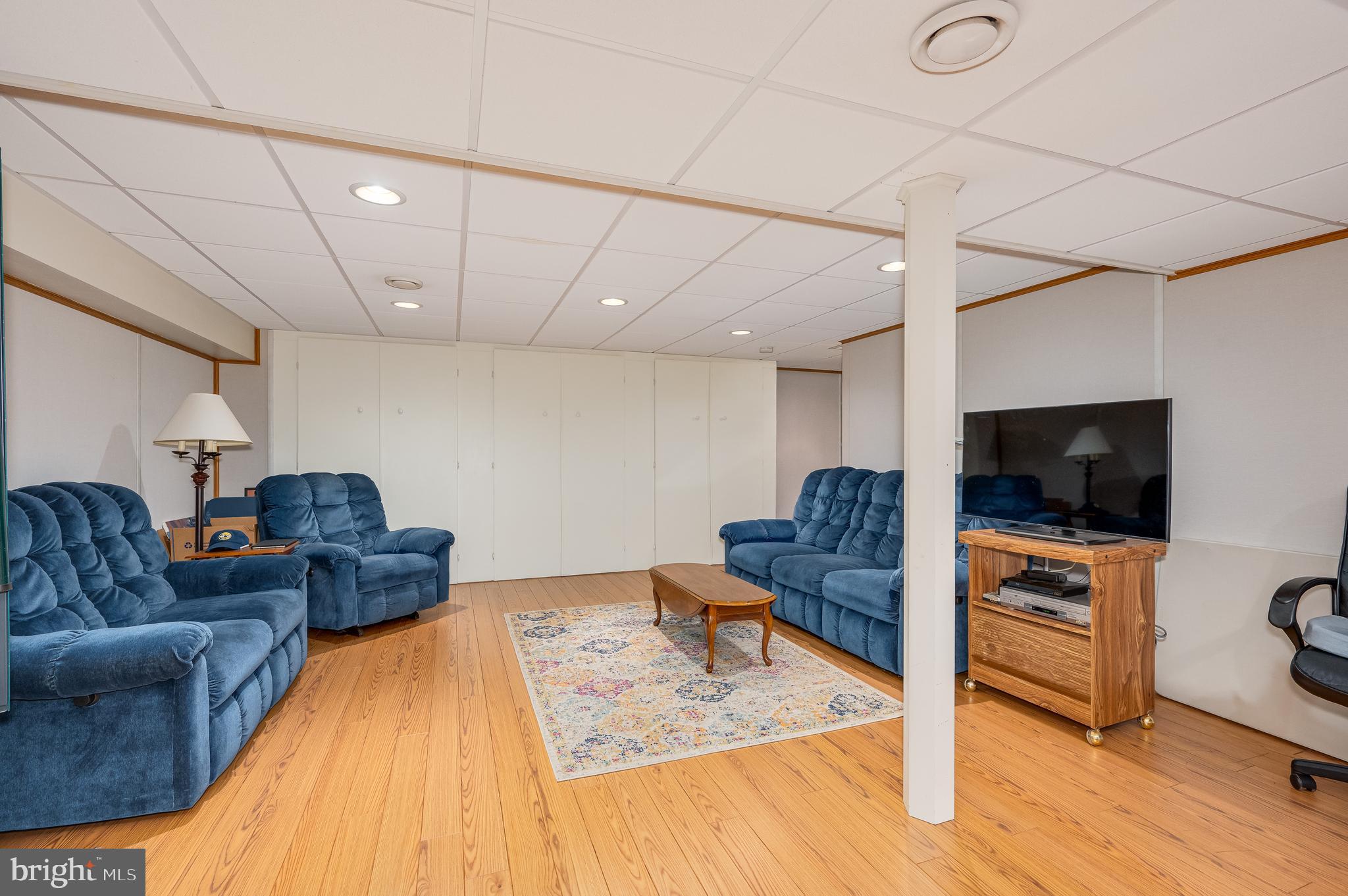 CHESTNUT RIDGE - Residential