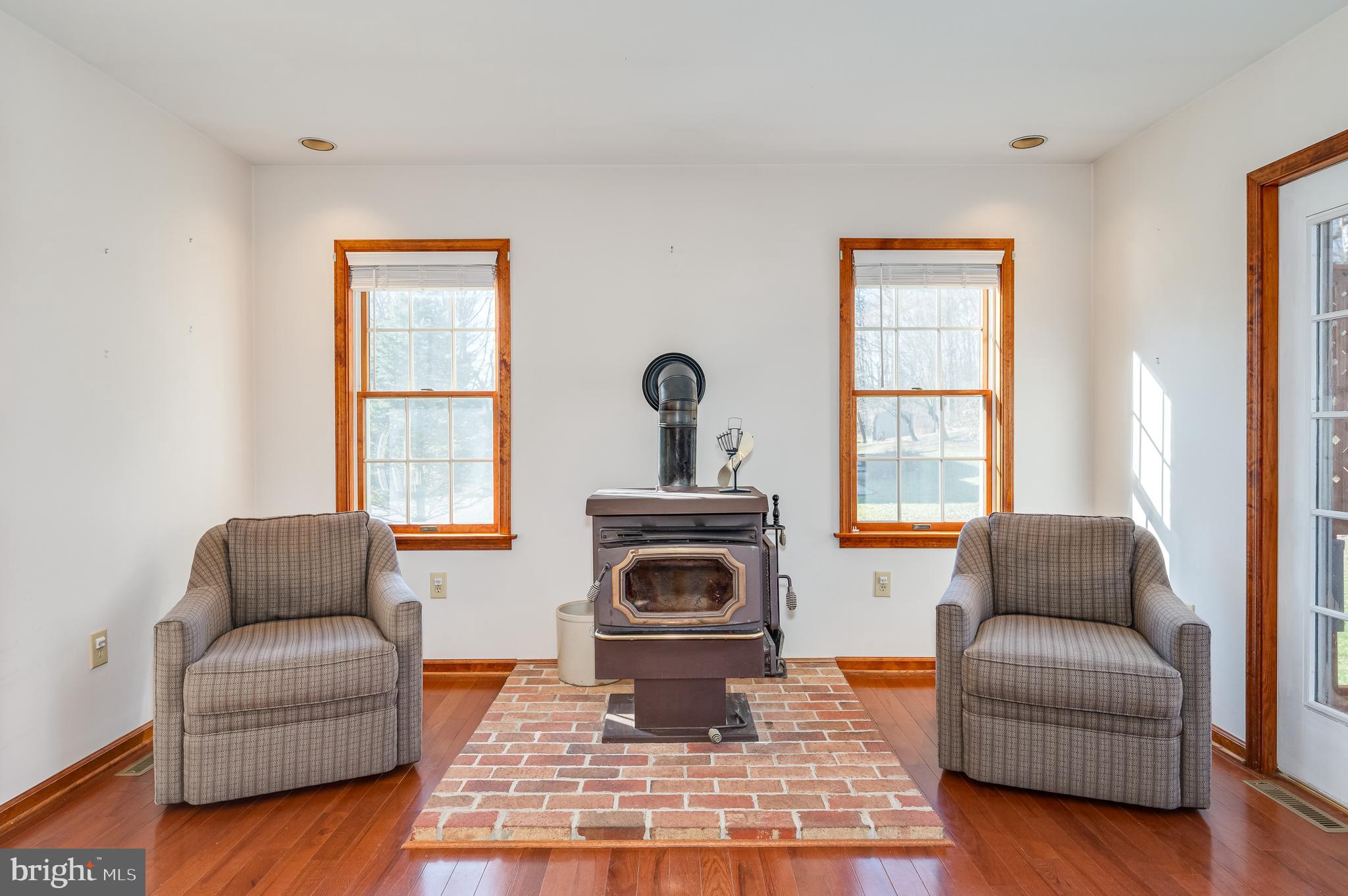 CHESTNUT RIDGE - Residential