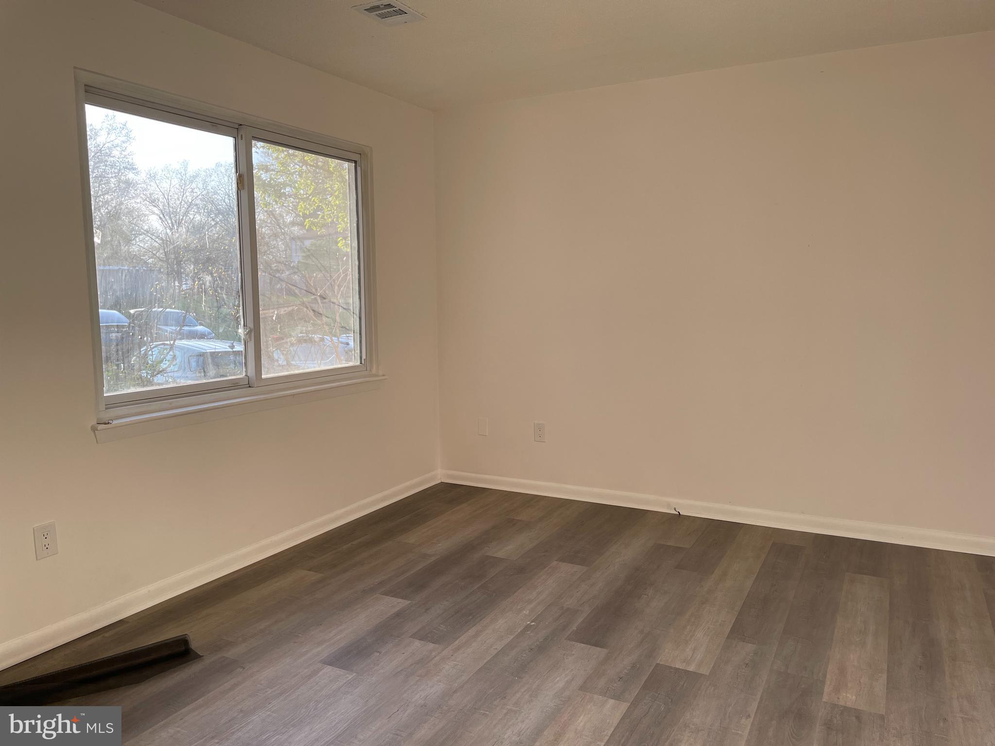 8835 WHIMSEY COURT