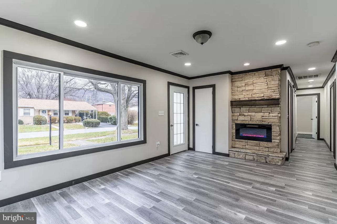 259 PINECREST DRIVE