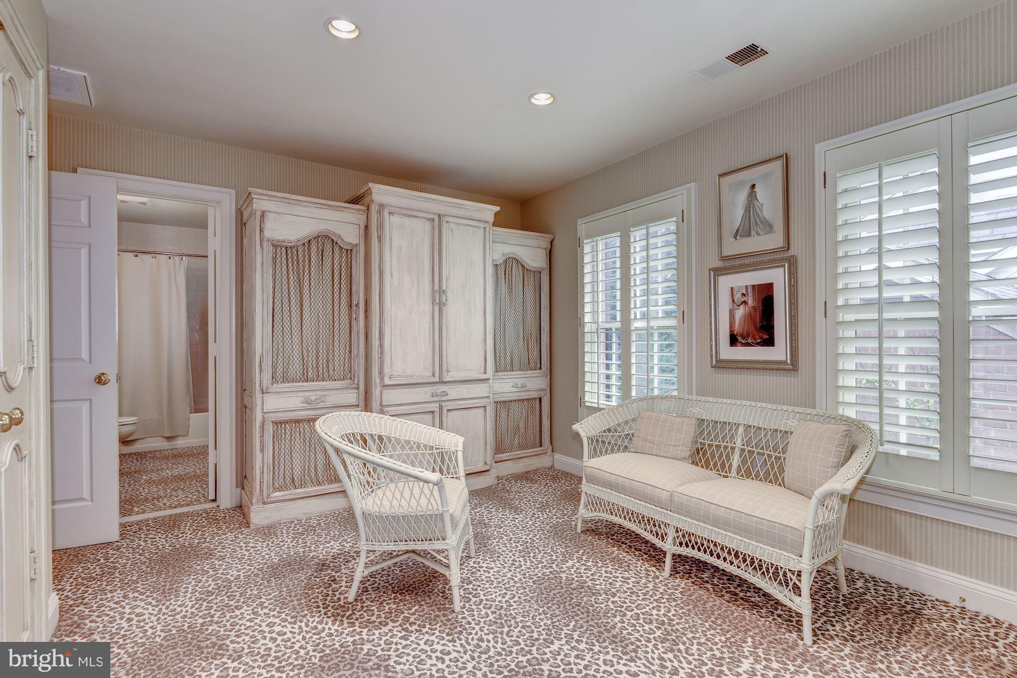 AVENEL - Residential