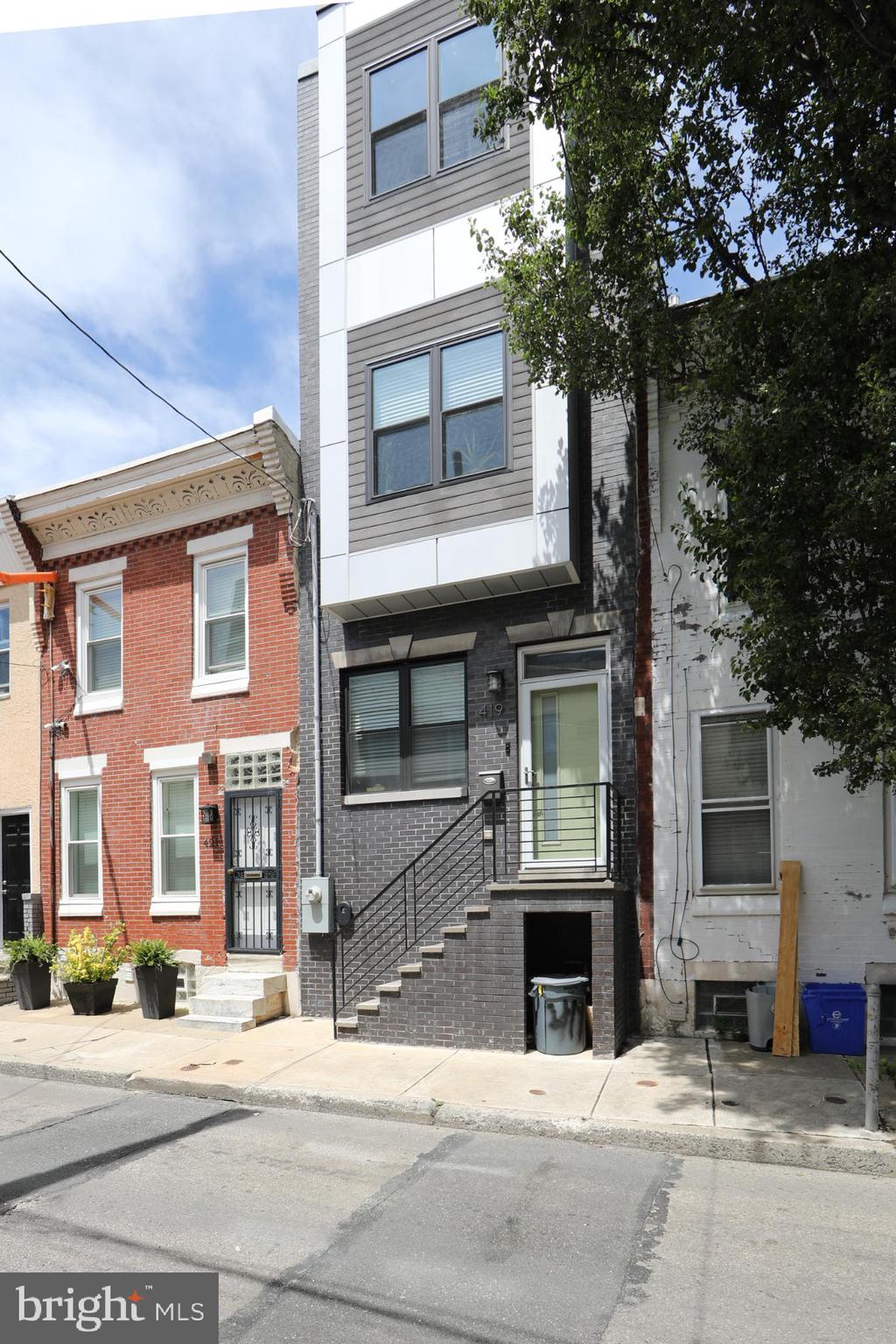 419 EMILY STREET
